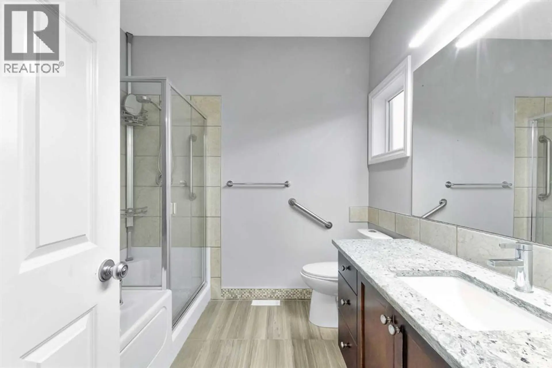 197 Royal Crest View NW - Image 11