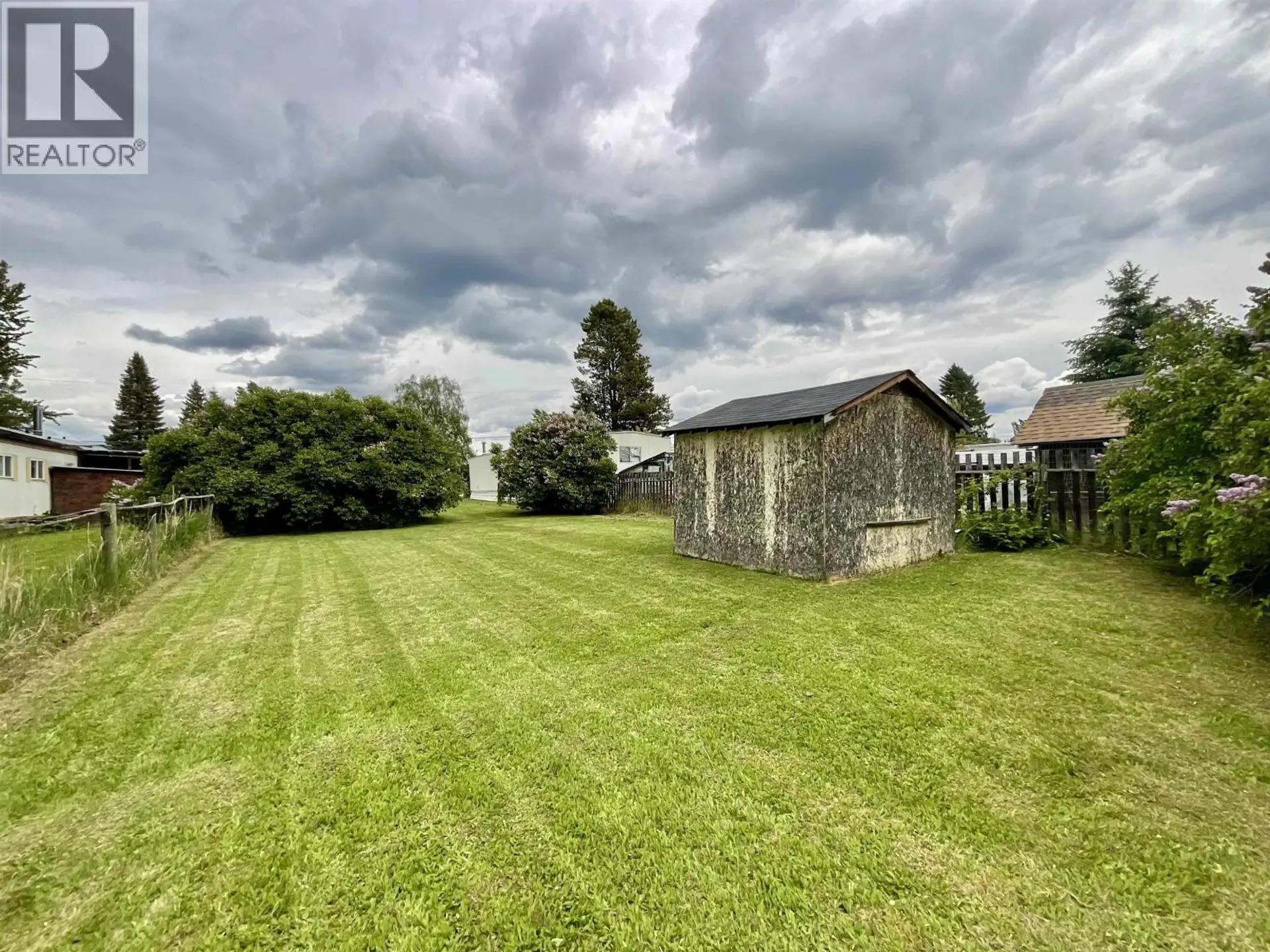 #4 950 ANDERSON DRIVE - Image 15