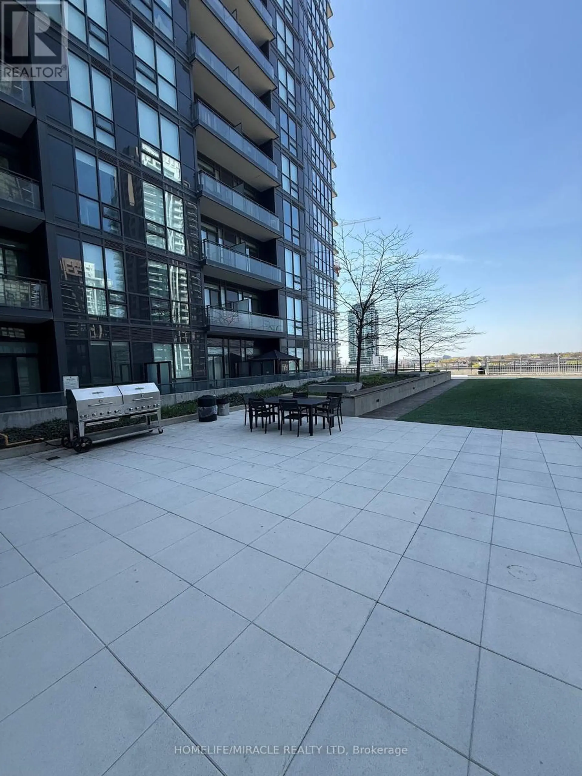 #3810 510 CURRAN PLACE - Image 15