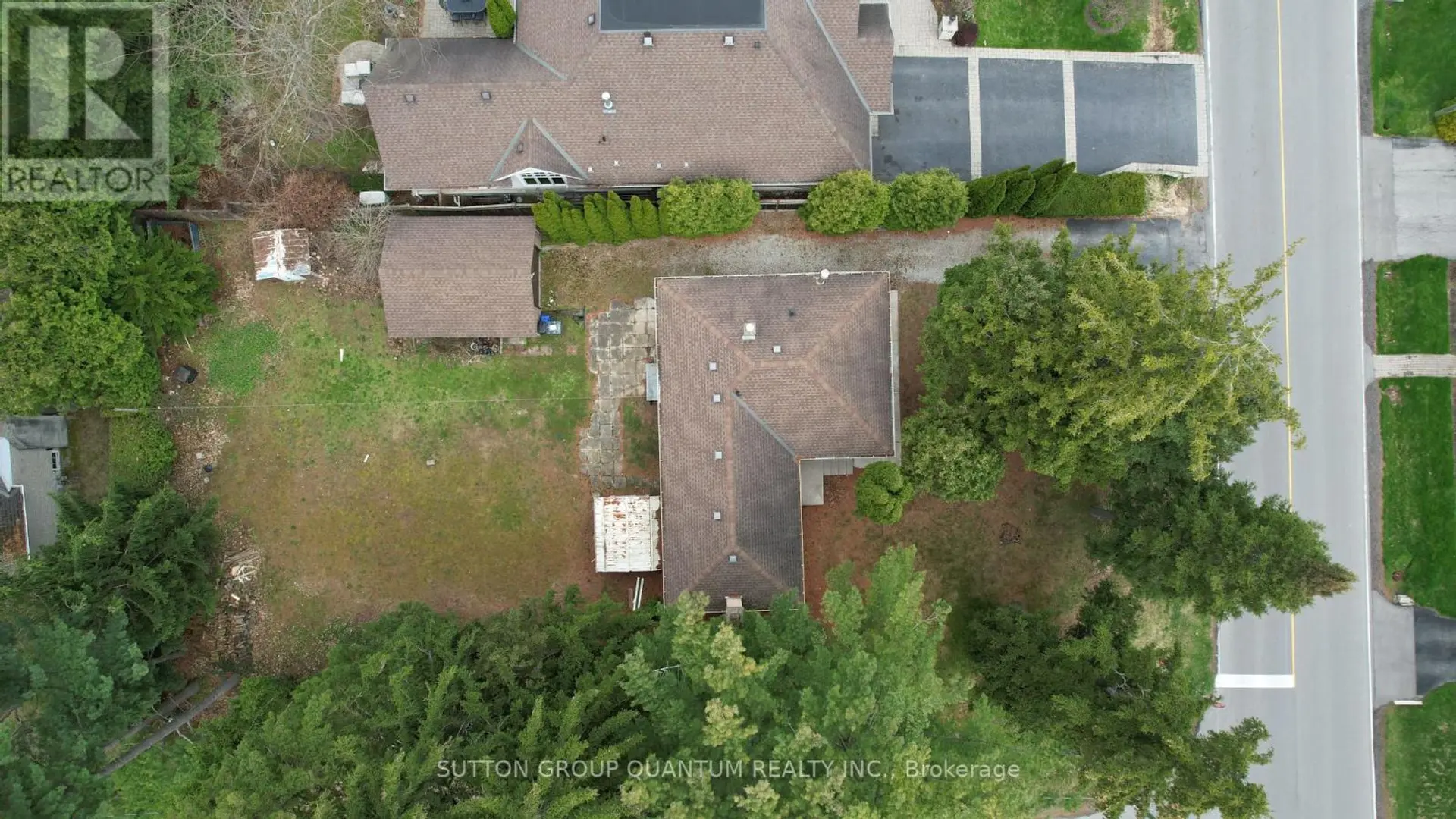 394 MAPLEHURST AVENUE N - Image 9