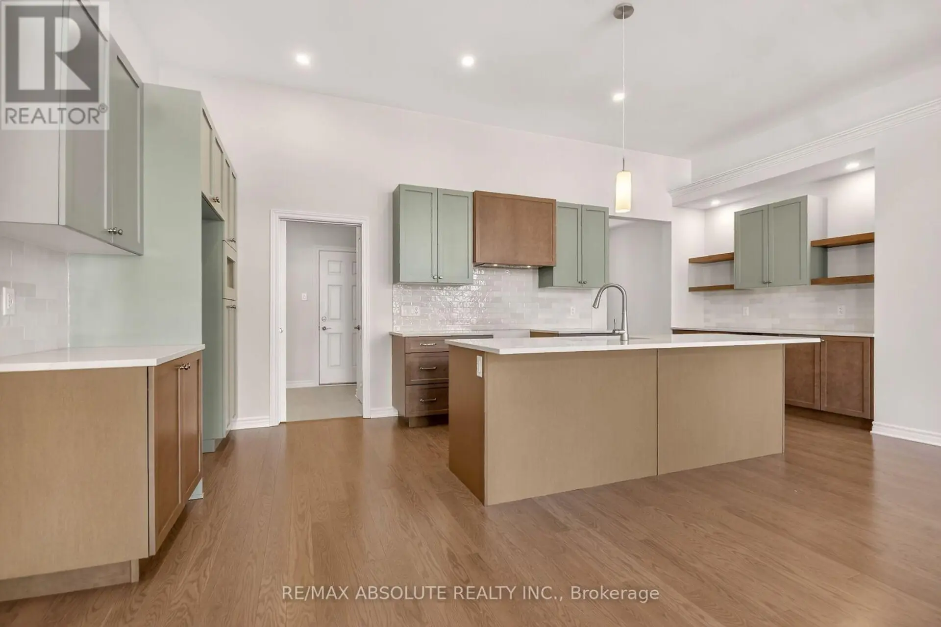 185 SEABERT DRIVE - Image 8
