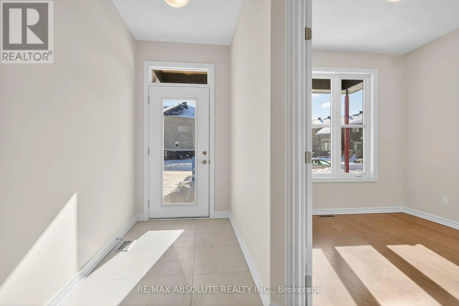 185 SEABERT DRIVE - Image 2