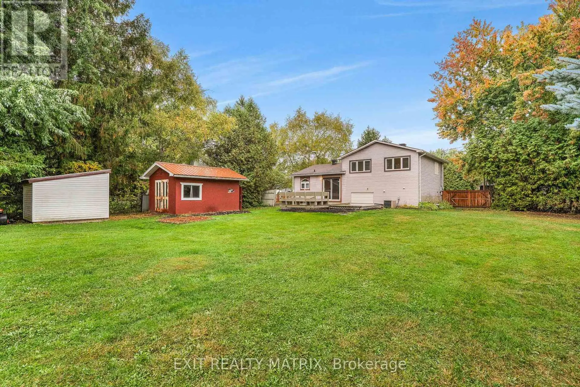 29 LOUISE CRESCENT - Image 13