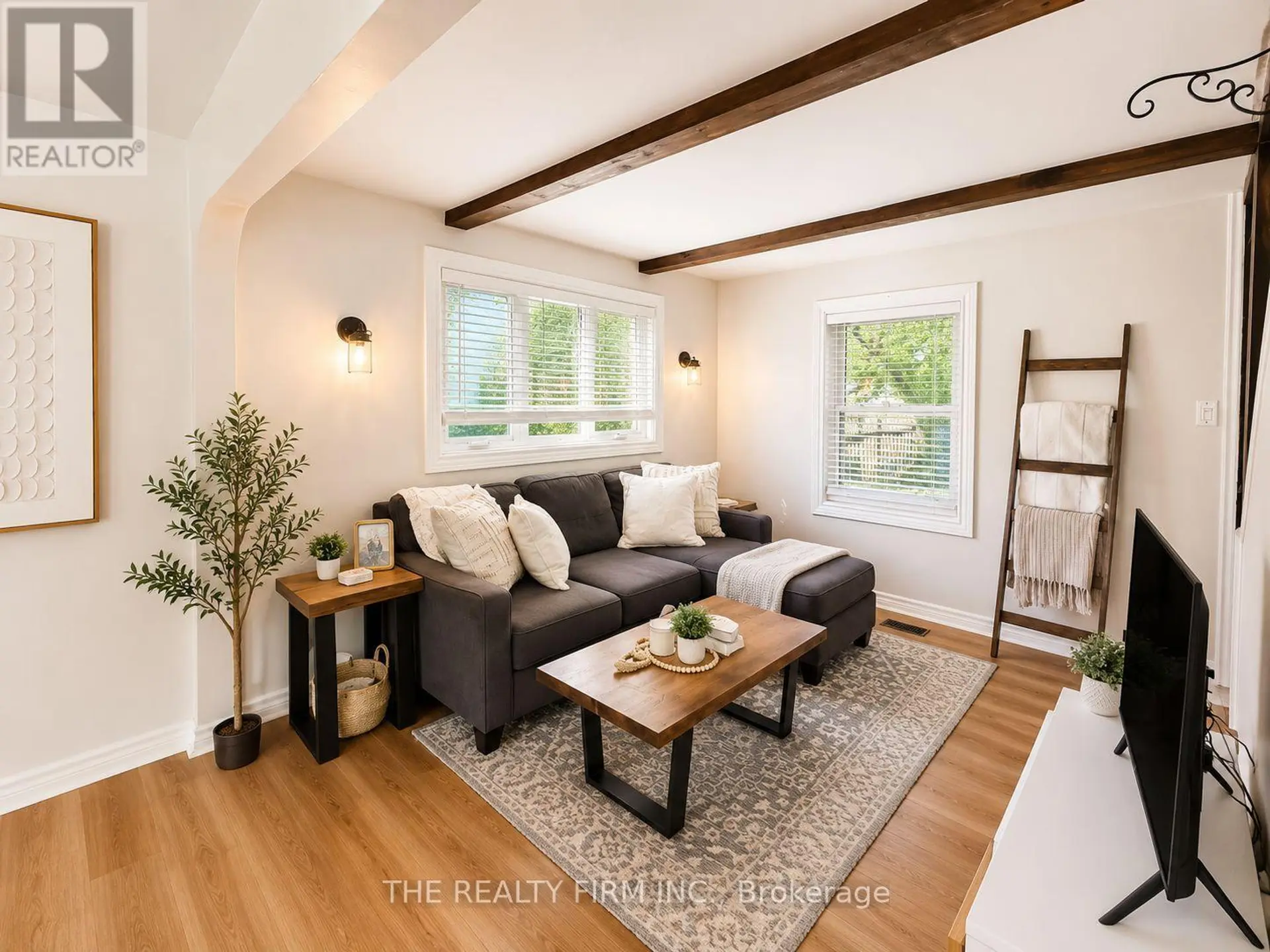 105 PINE LAWN AVENUE - Image 4