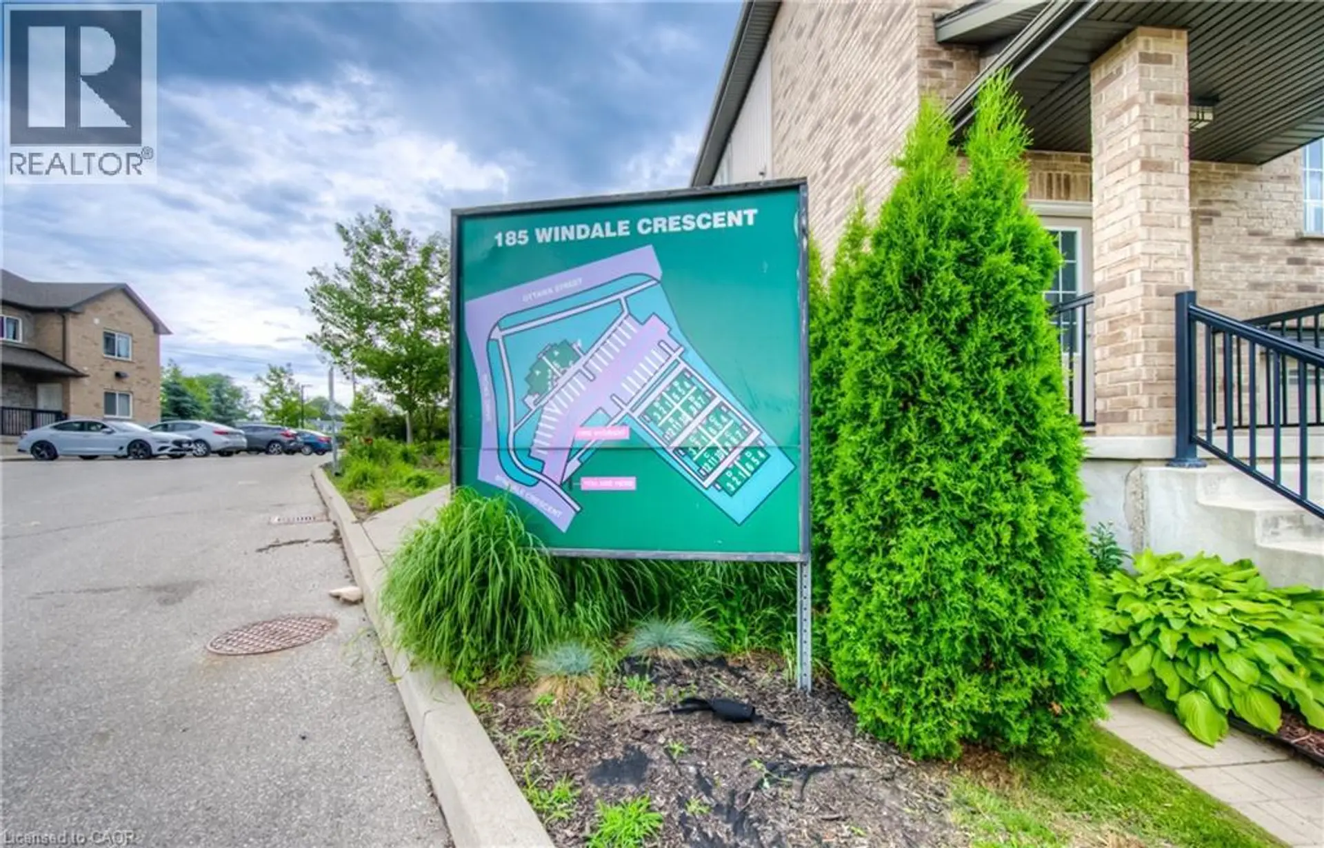 #1C 185 WINDALE Crescent - Image 2