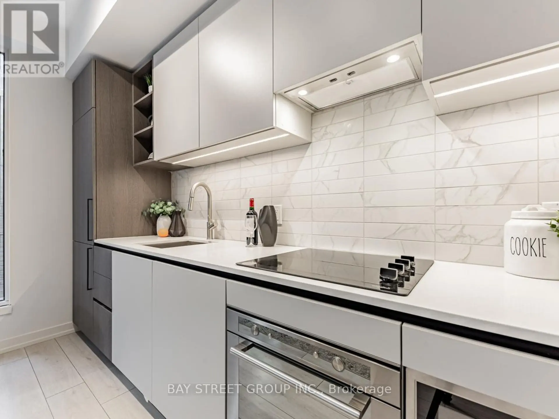 #312 55 MERCER STREET - Image 1