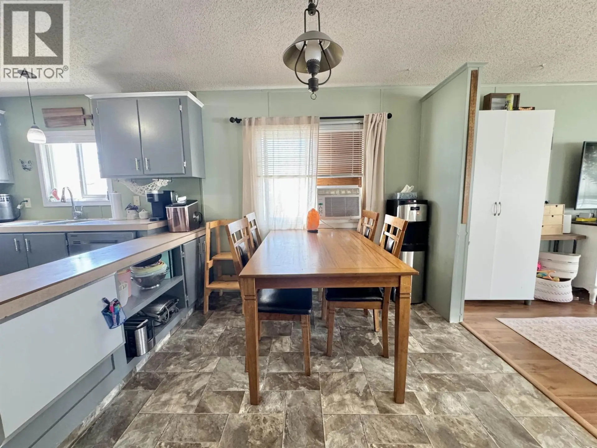 #83 770 N ELEVENTH AVENUE - Image 7