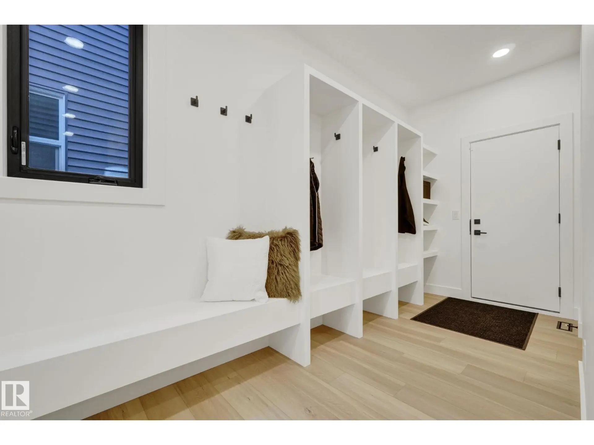 5455 KOOTOOK RD SW - Image 10