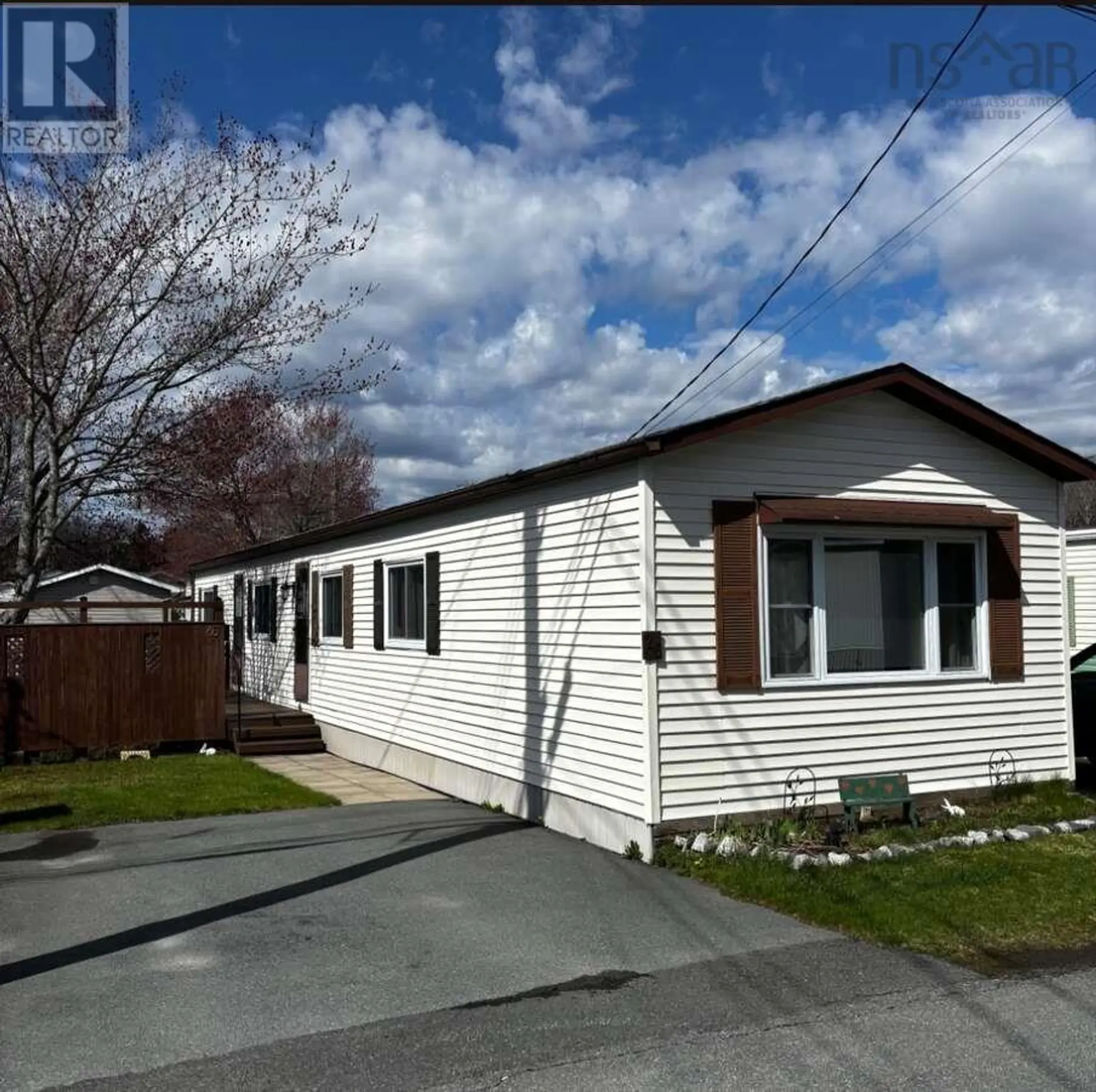 26 Glenda Crescent - Image 1