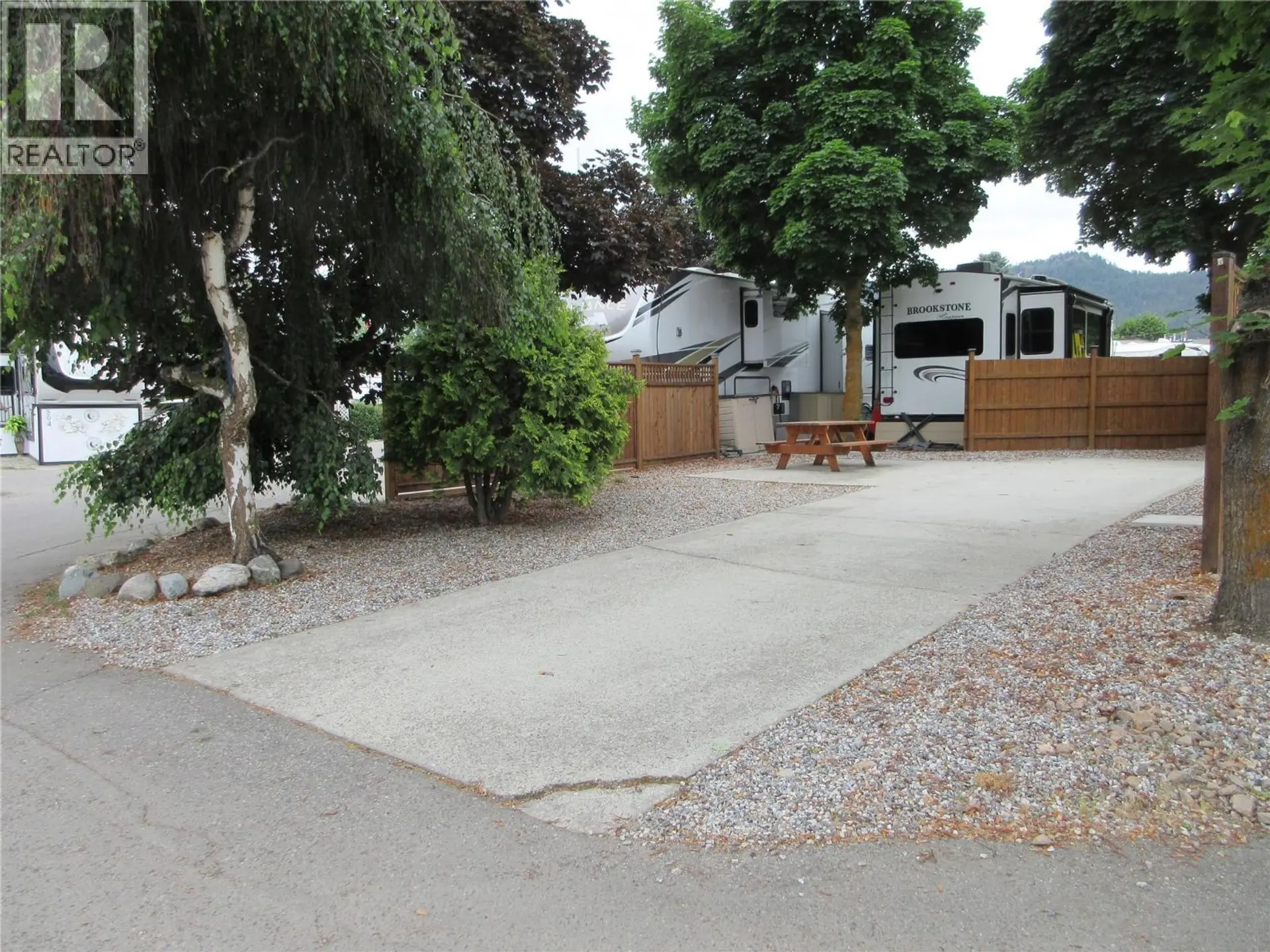 #551 415 Commonwealth Road - Image 3
