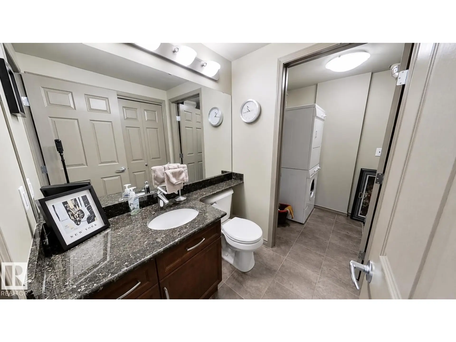 #610 10303 111 ST NW - Image 11