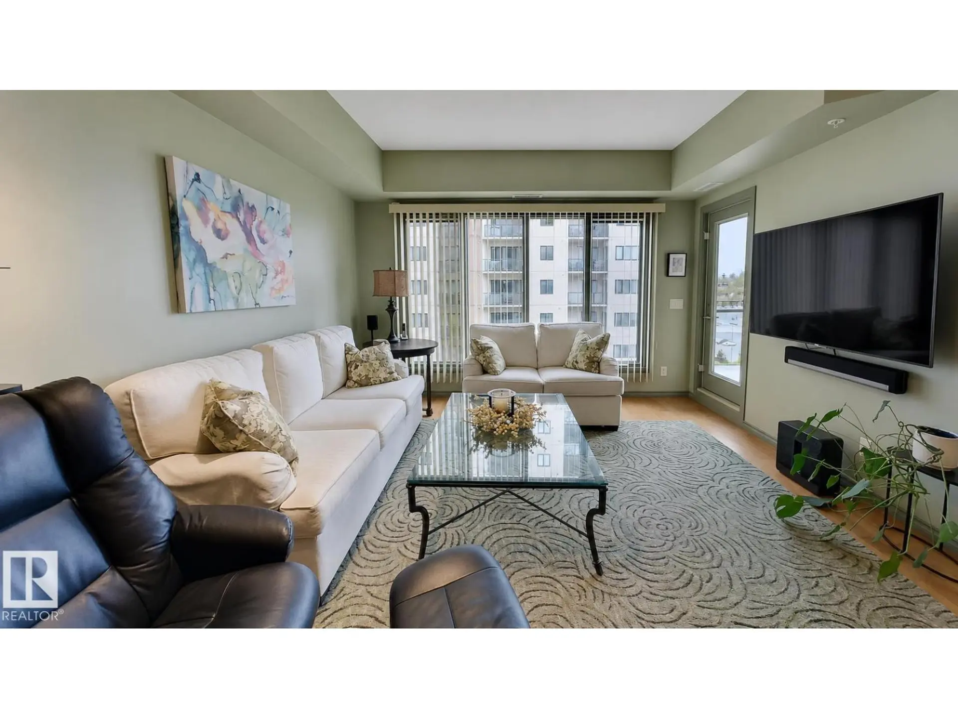 #610 10303 111 ST NW - Image 3