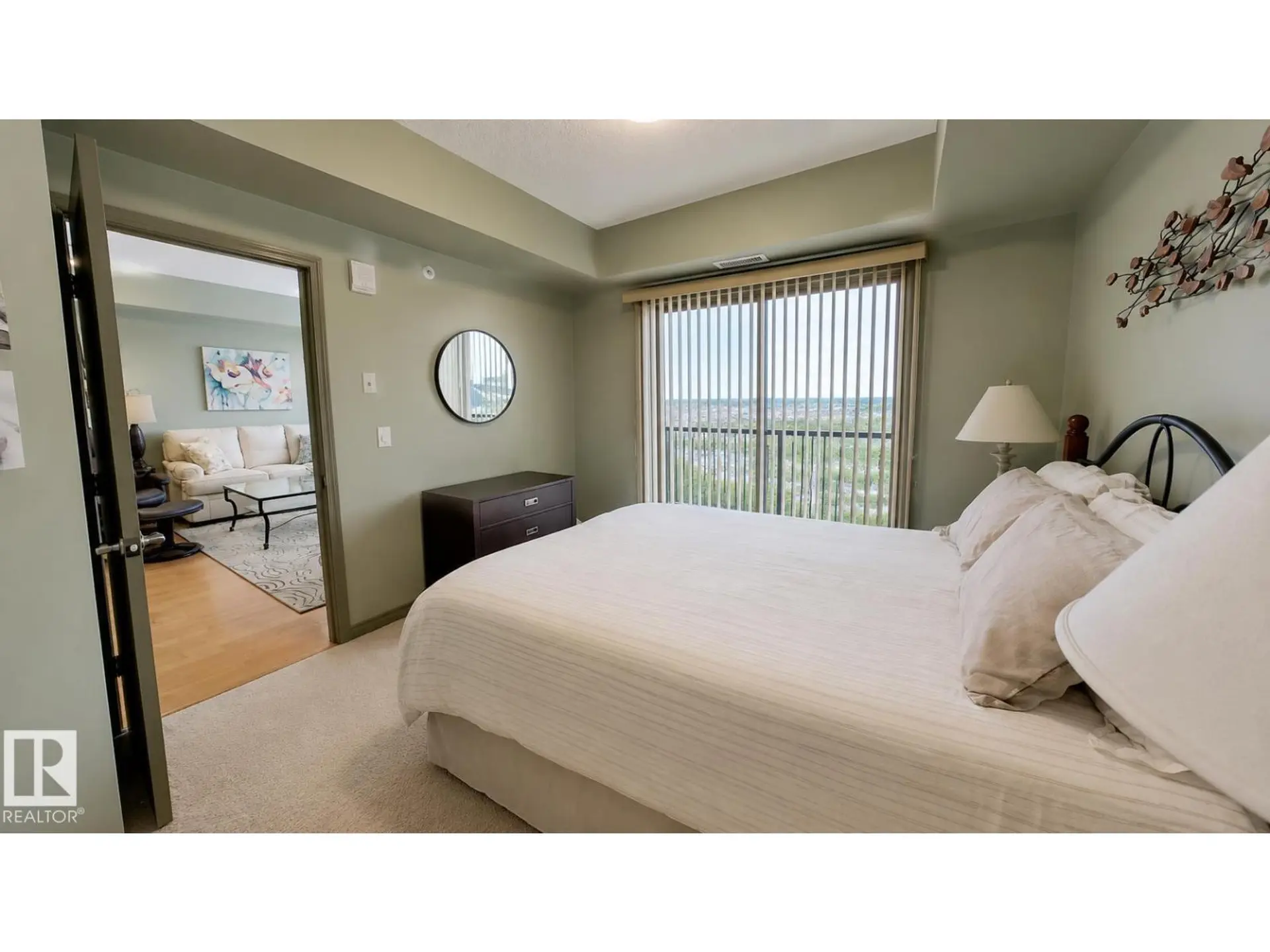 #610 10303 111 ST NW - Image 8