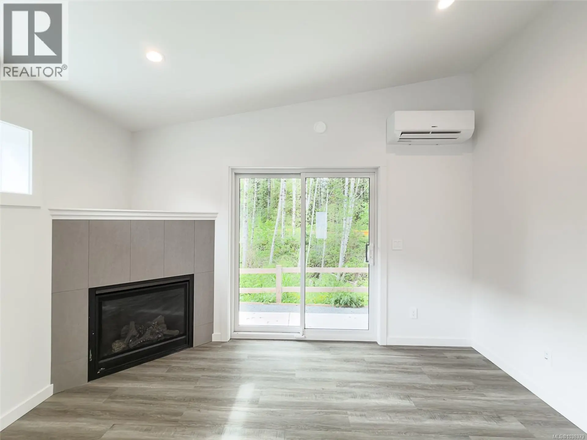 #33 3025 Royston Rd - Image 7