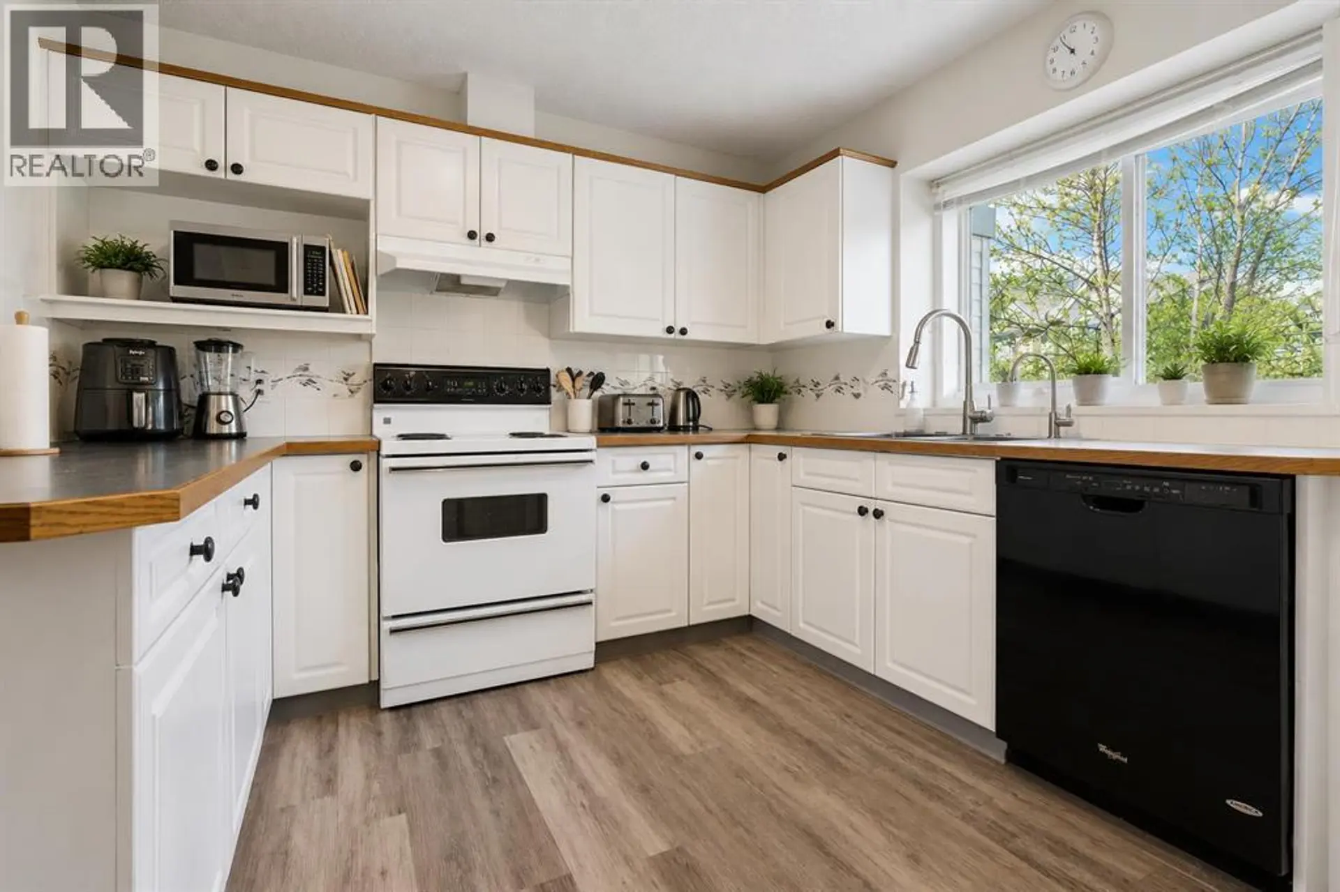 222 Anderson Grove SW - Image 5
