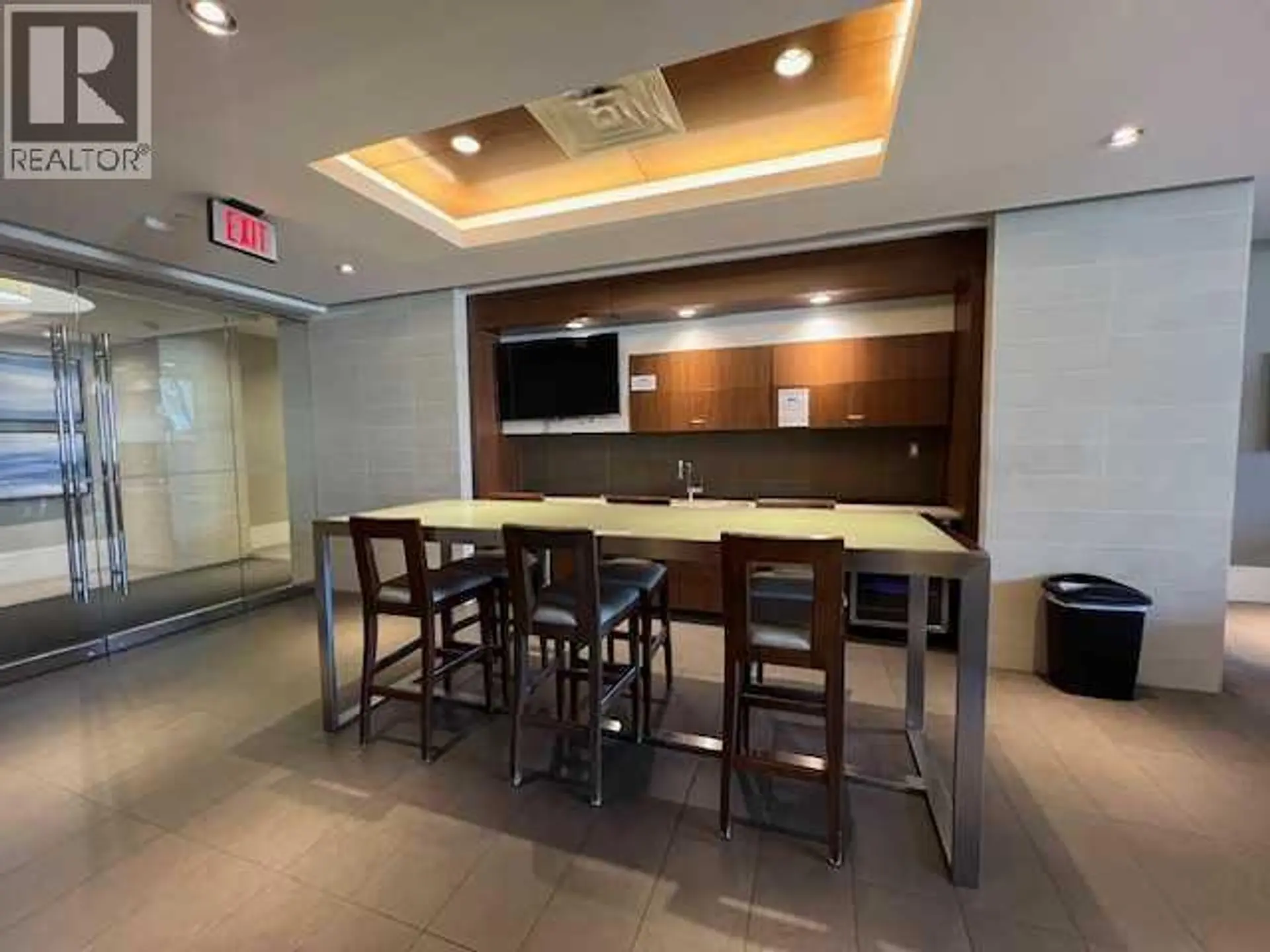 #311 128 2 Street SW - Image 15