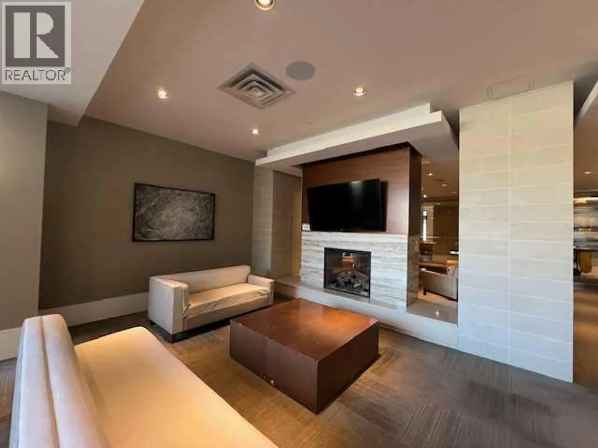 #311 128 2 Street SW - Image 17