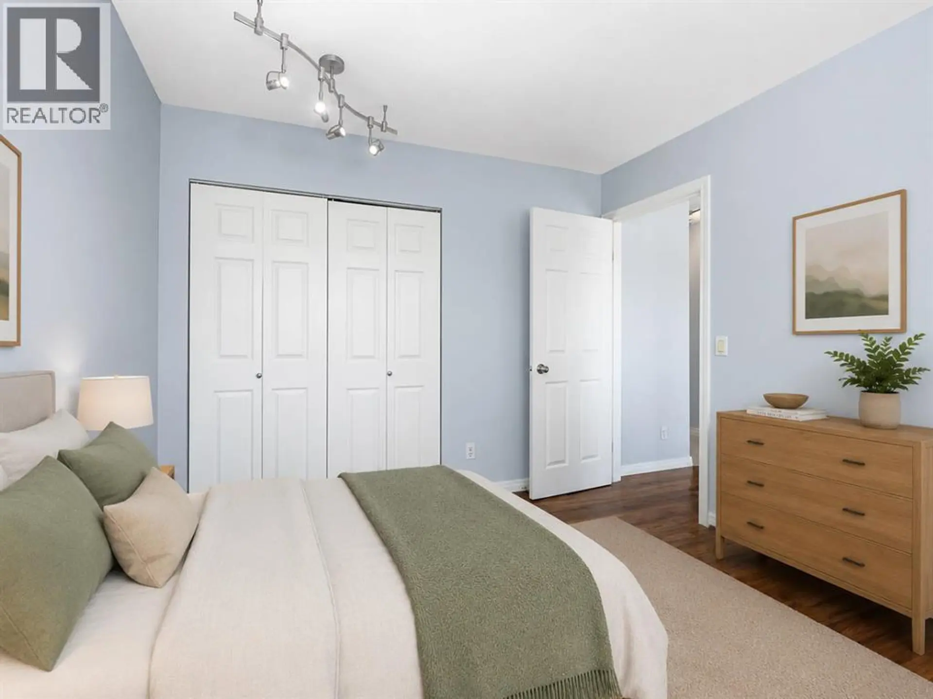 #5 4328 75 Street NW - Image 6