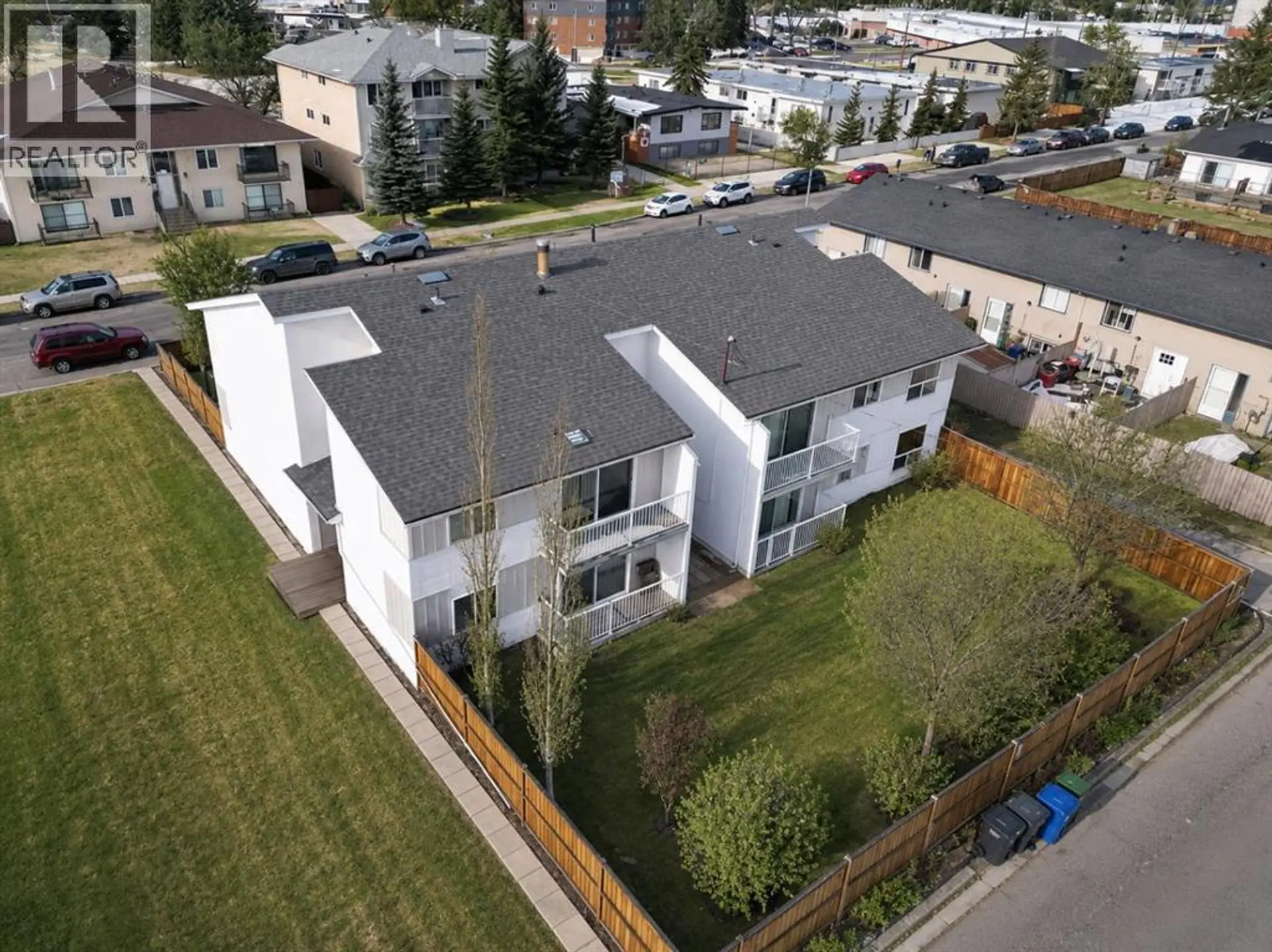 #5 4328 75 Street NW - Image 17