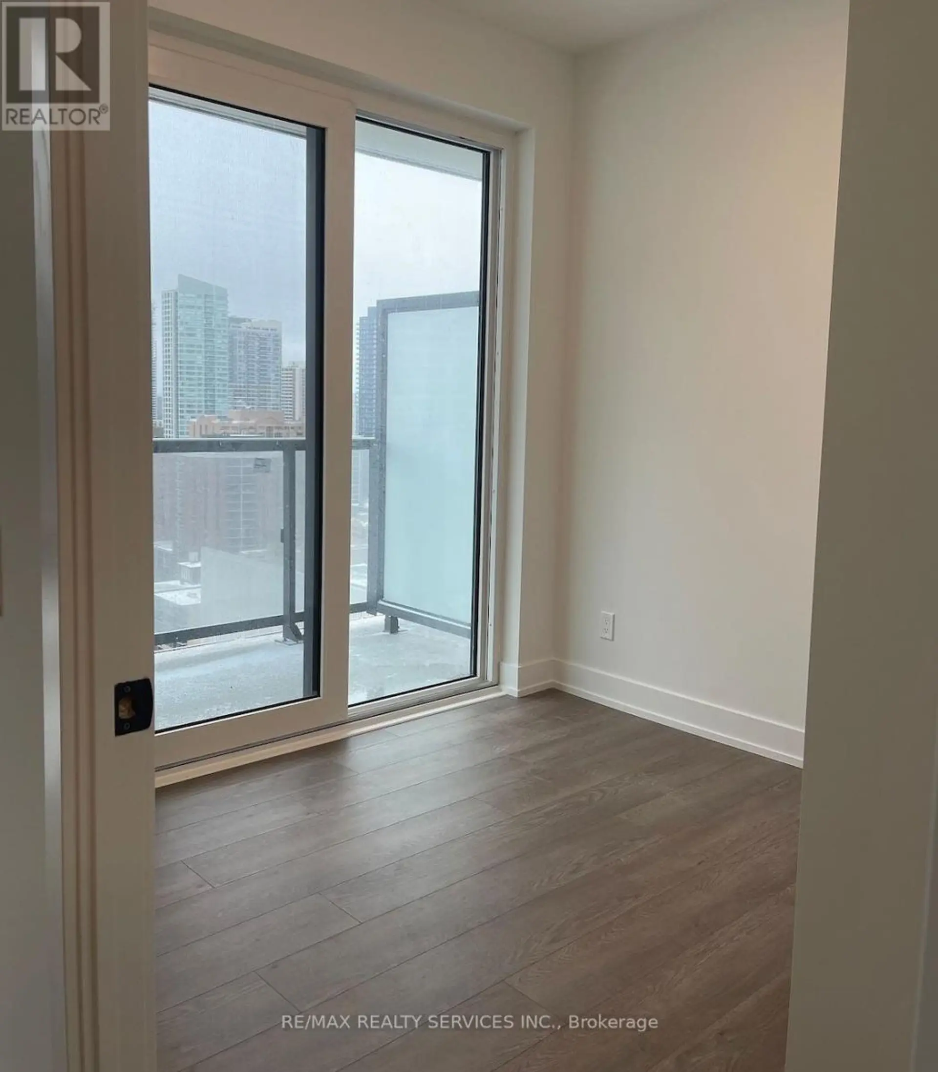 #2505 308 JARVIS STREET - Image 13