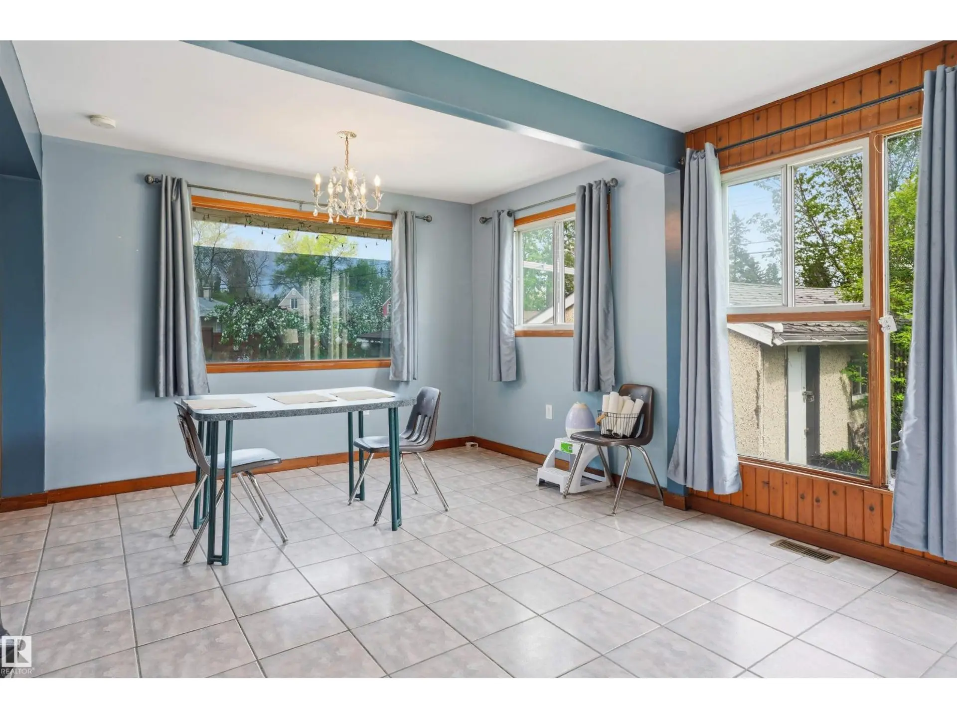 12908 120 AV NW - Image 4