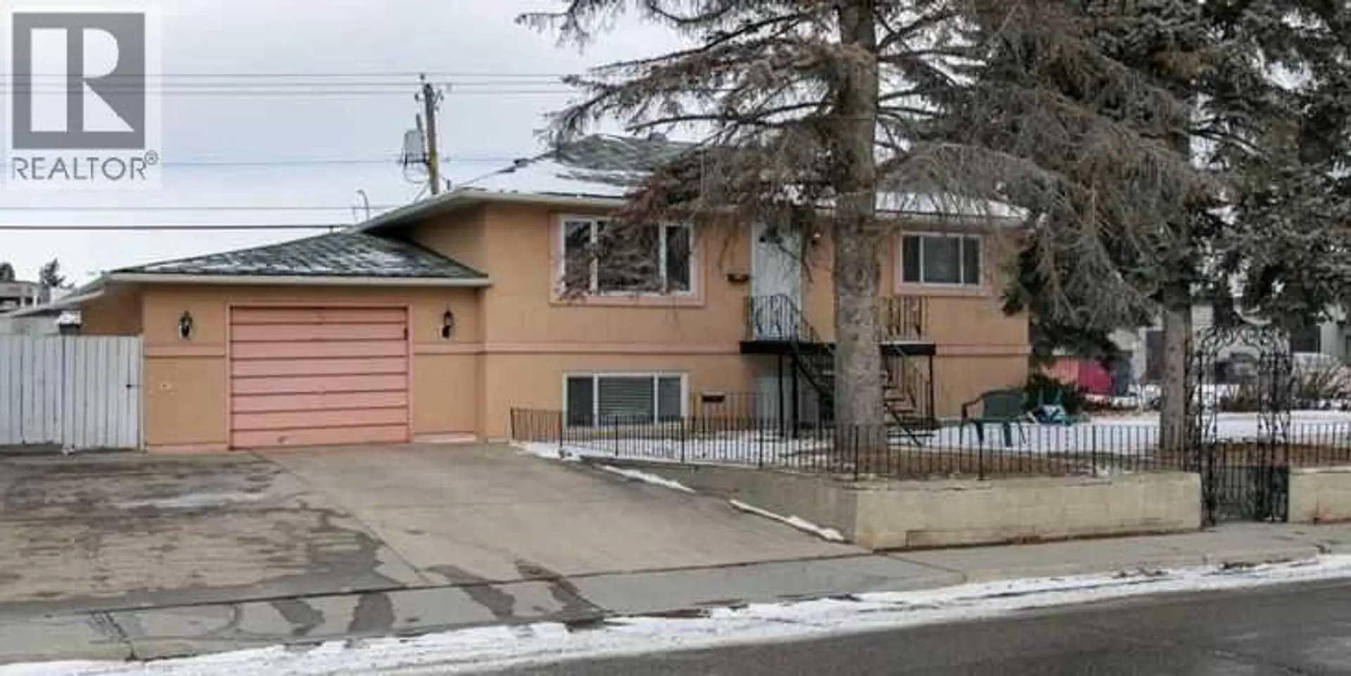 4010 8 Avenue SW - Image 1
