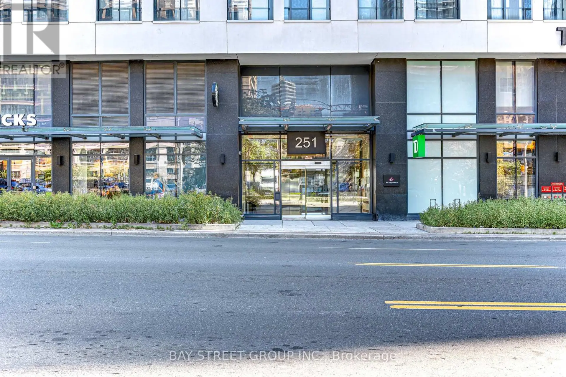 #3809 251 JARVIS STREET - Image 2