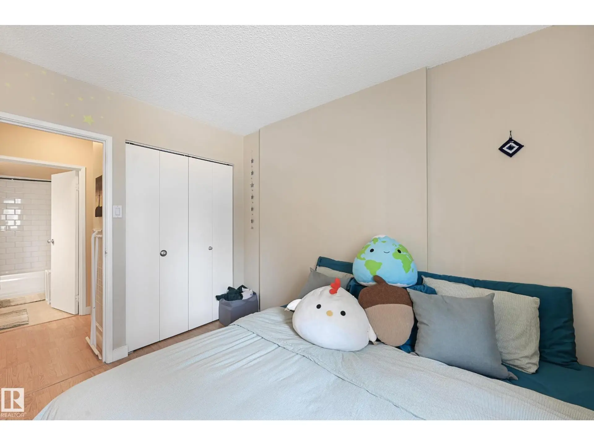 #901 9710 105 ST NW - Image 12