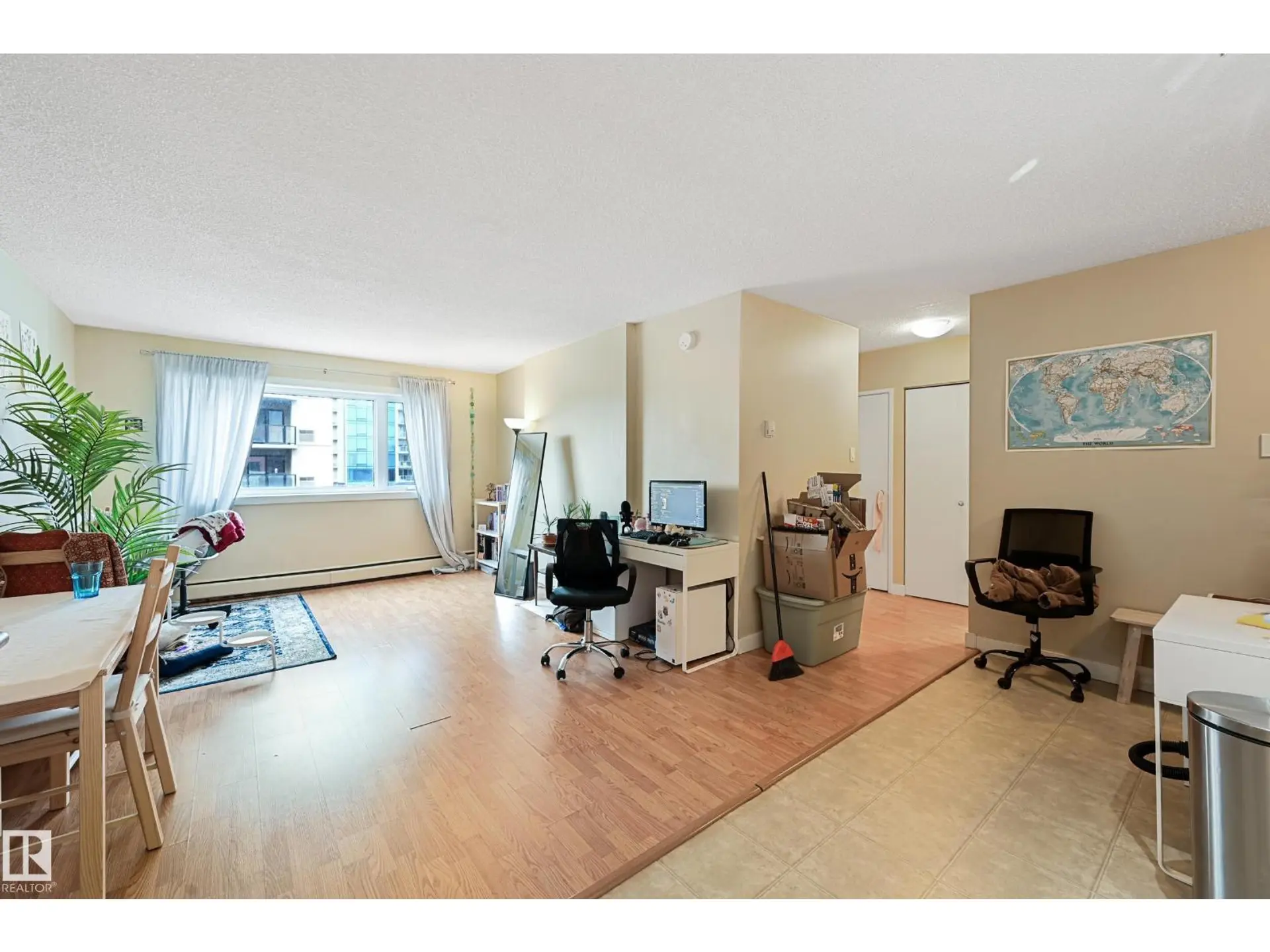 #901 9710 105 ST NW - Image 6