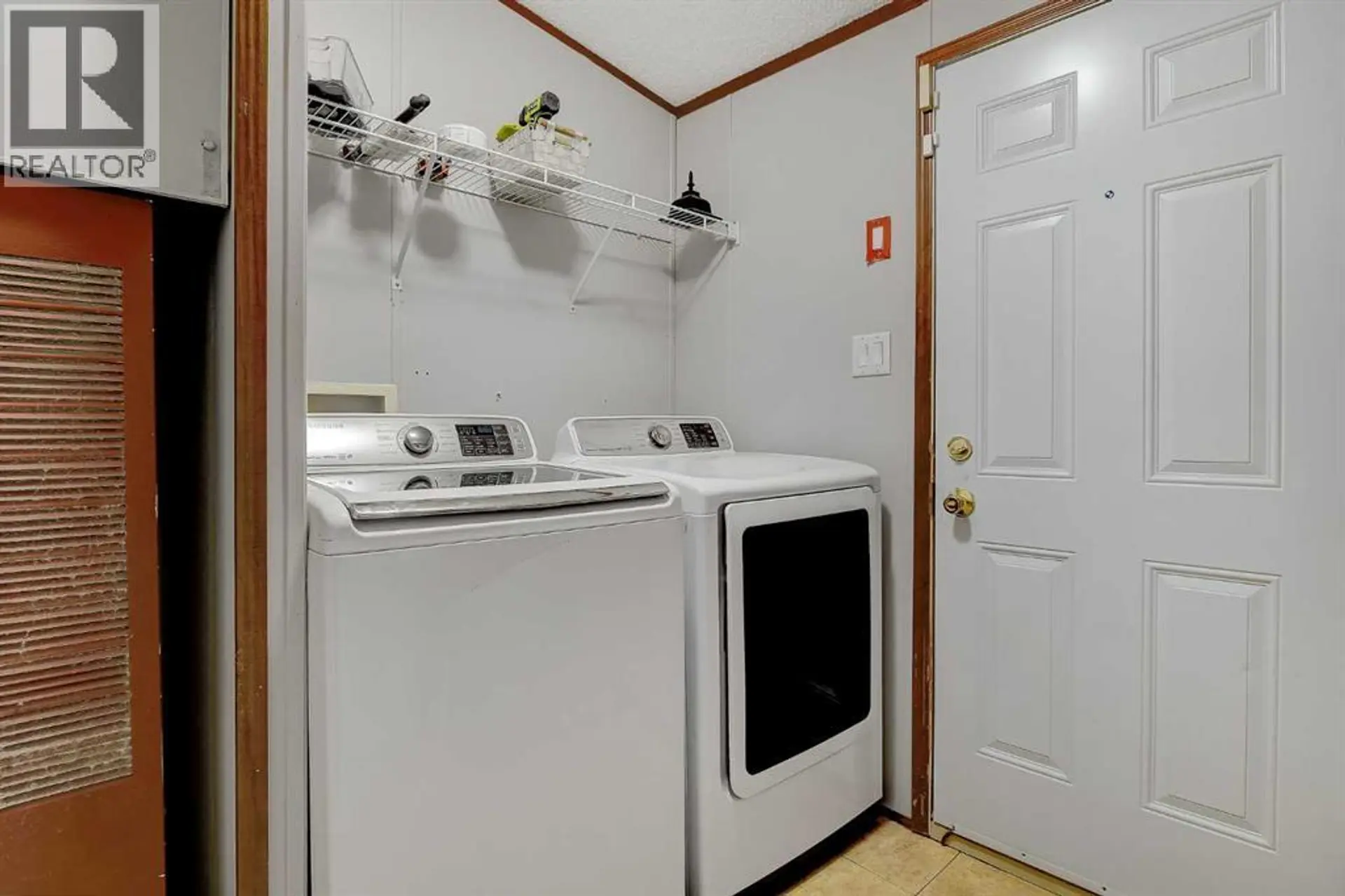8609 89 Street - Image 20
