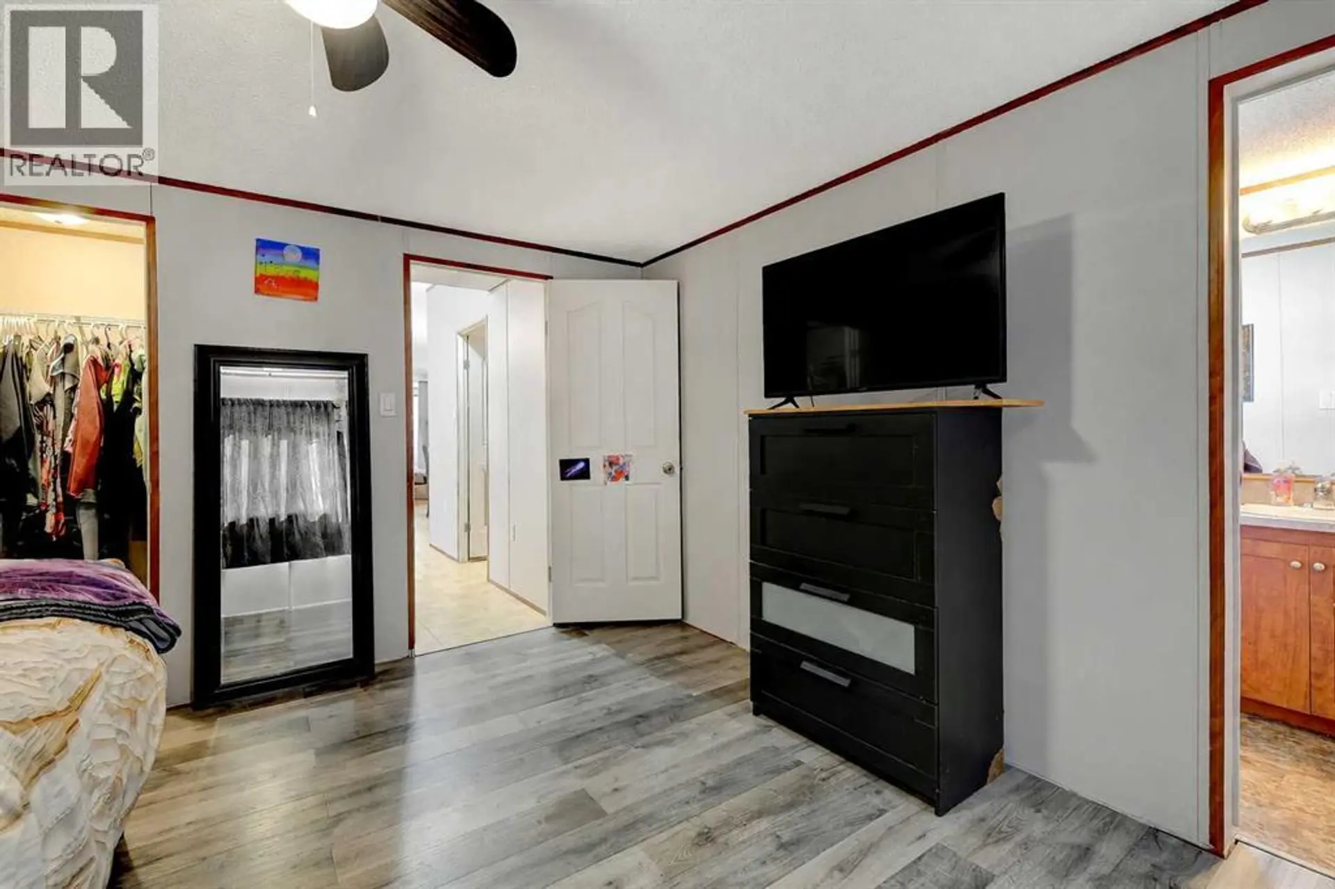 8609 89 Street - Image 9