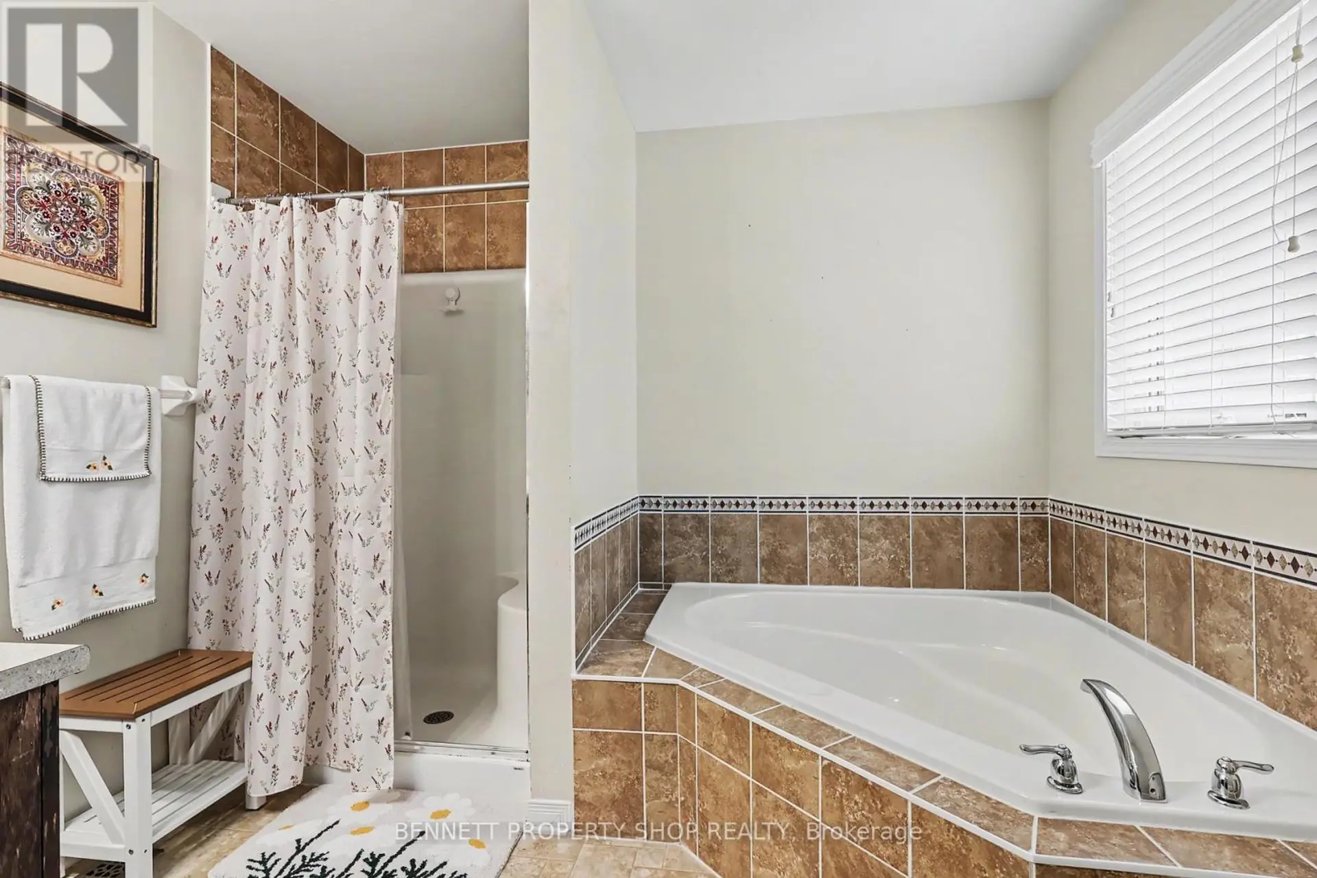 183 DESTINY PRIVATE - Image 10