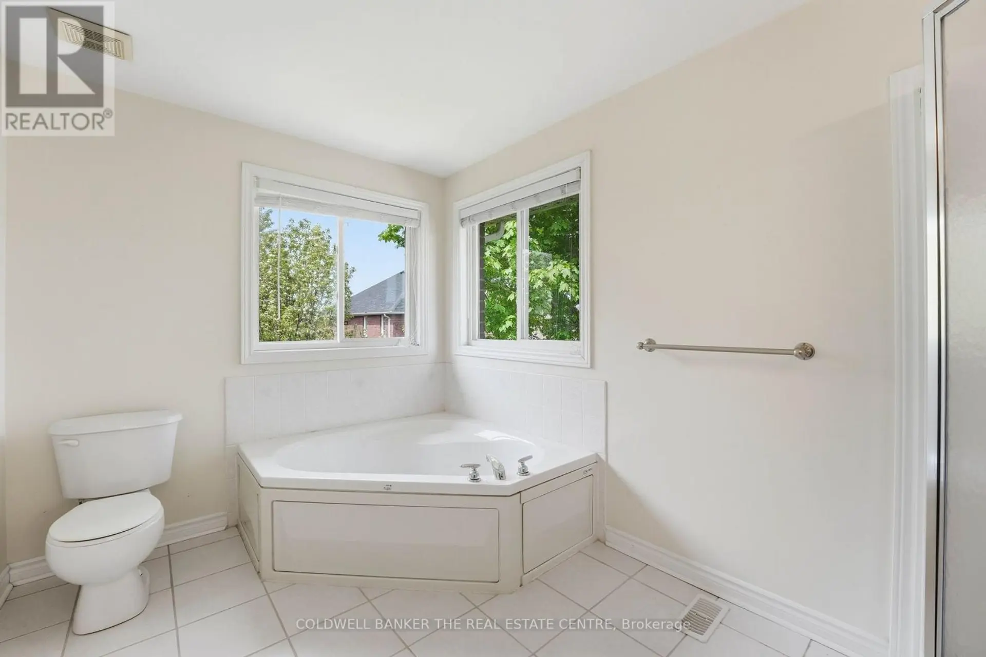 44 PRINCE WILLIAM WAY - Image 11