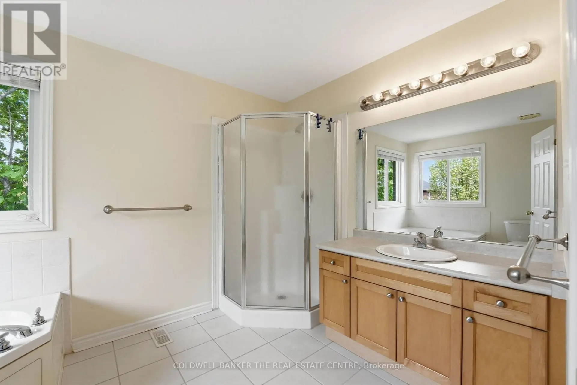 44 PRINCE WILLIAM WAY - Image 12