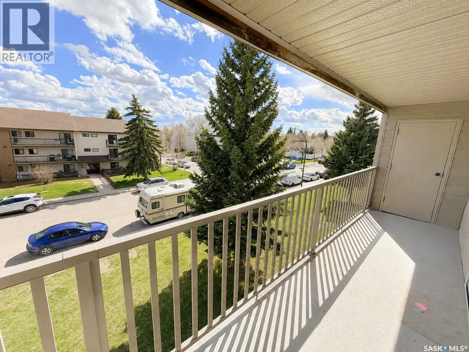 #301 203A Tait PLACE - Image 2
