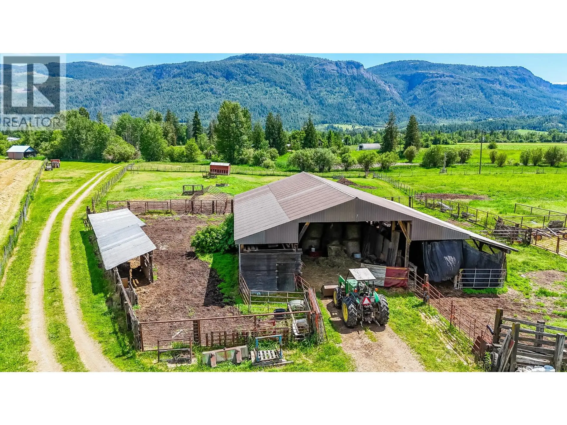 93 Old Sicamous Road - Image 2