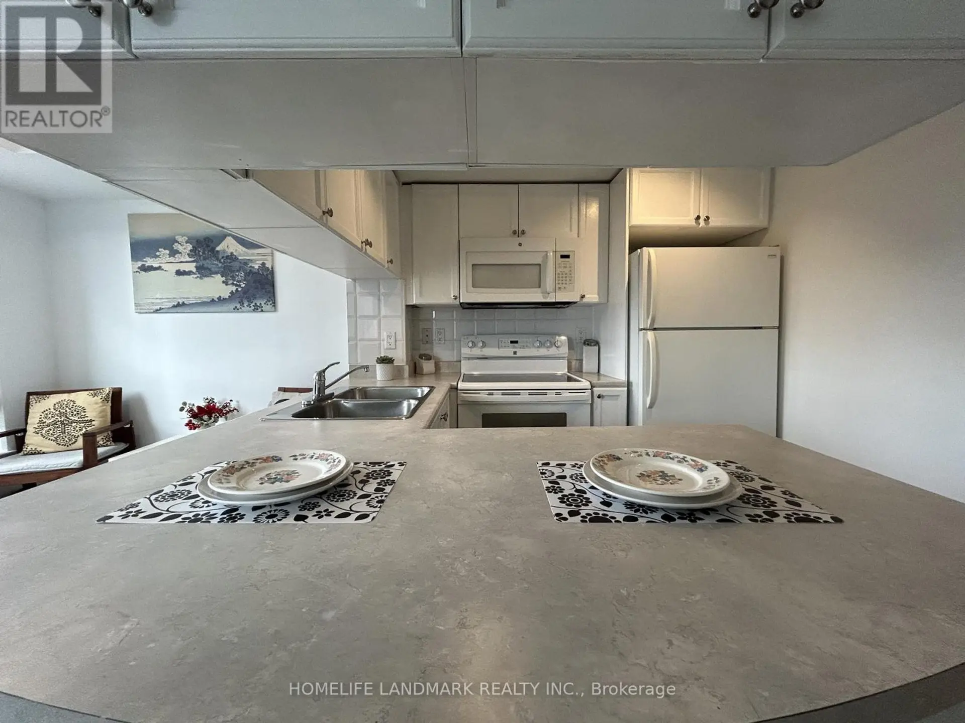 #1204 909 BAY STREET - Image 9
