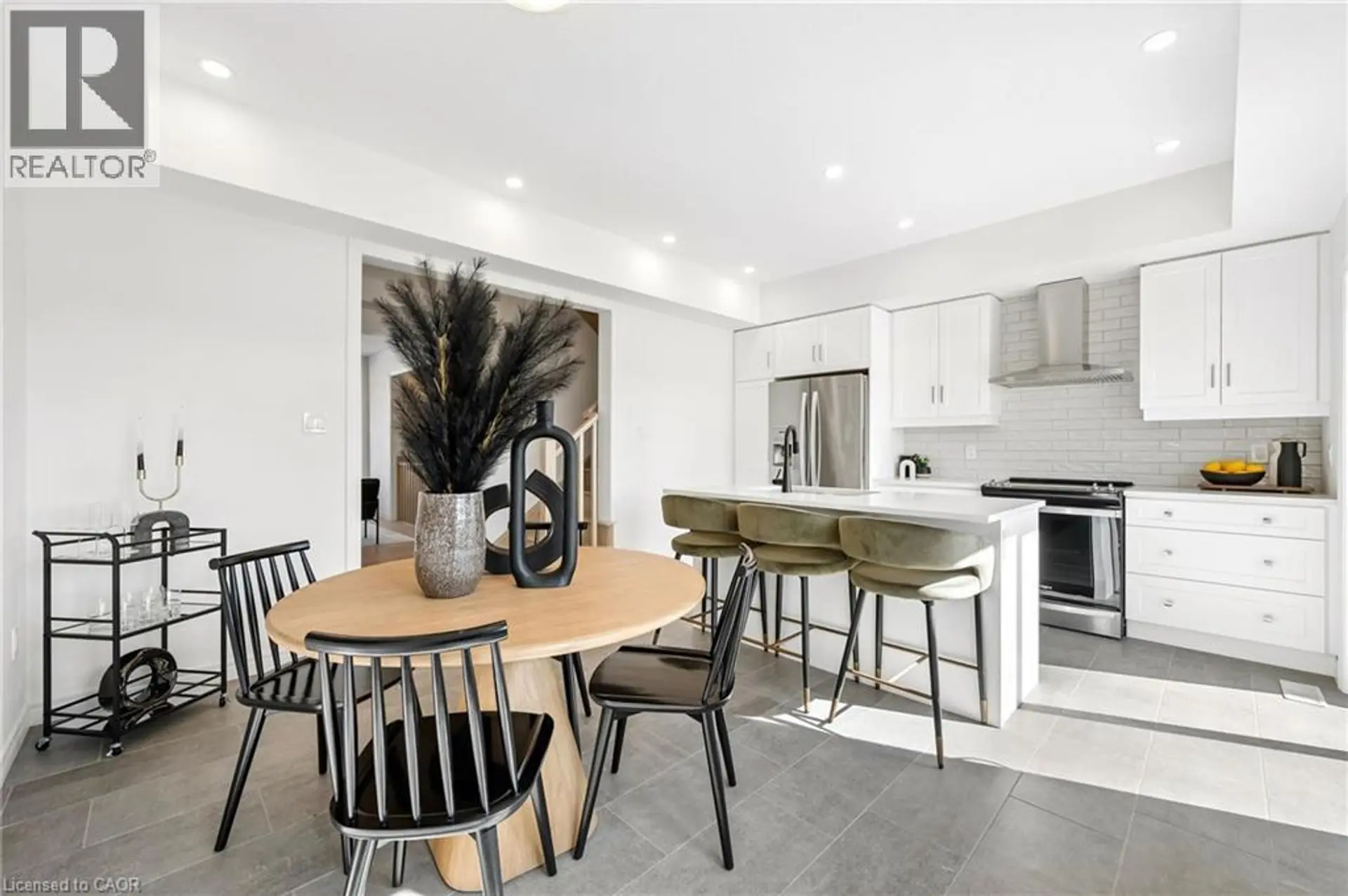 14 SORA Lane - Image 17