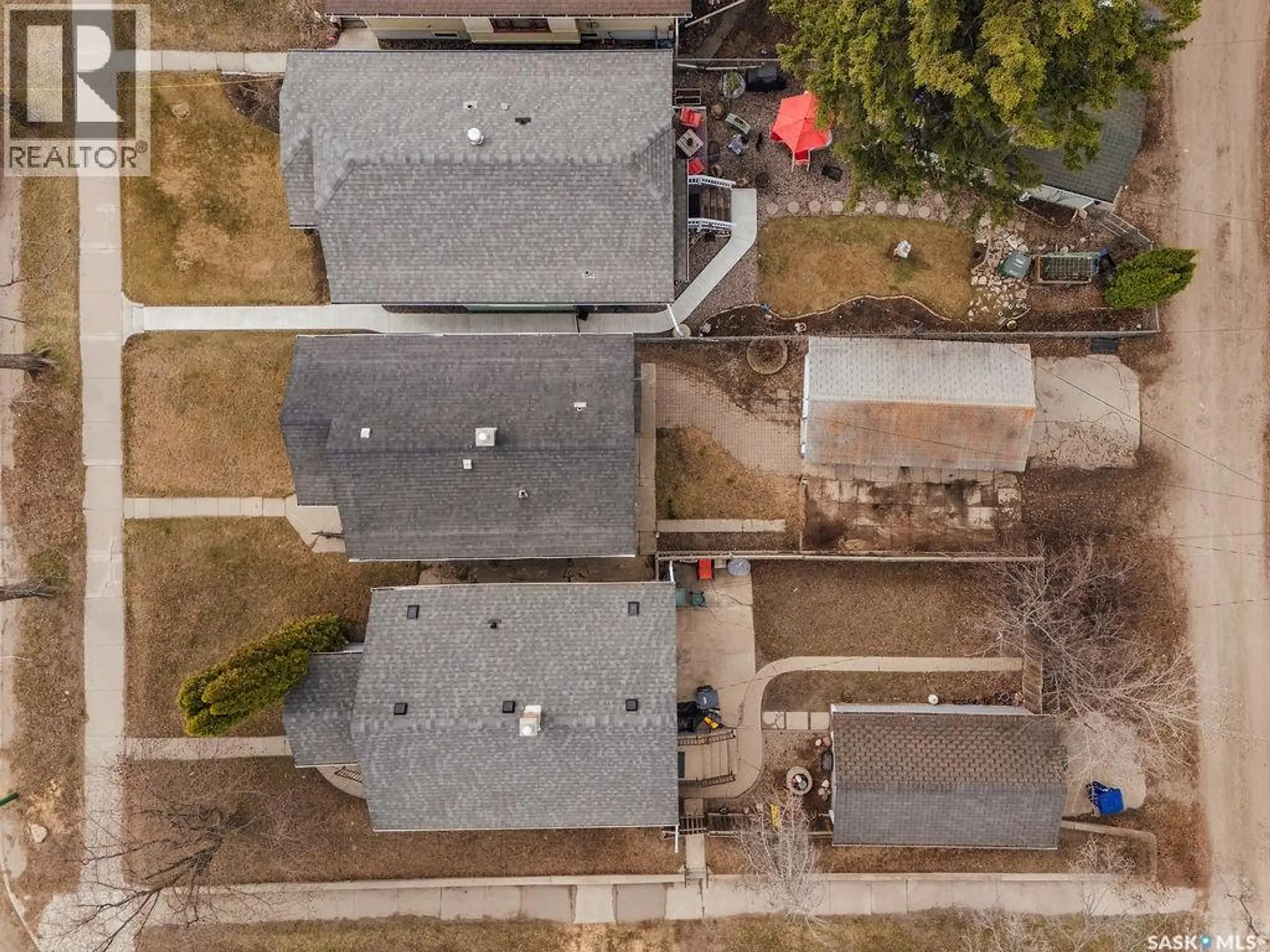 1304 Broadway AVENUE - Image 17