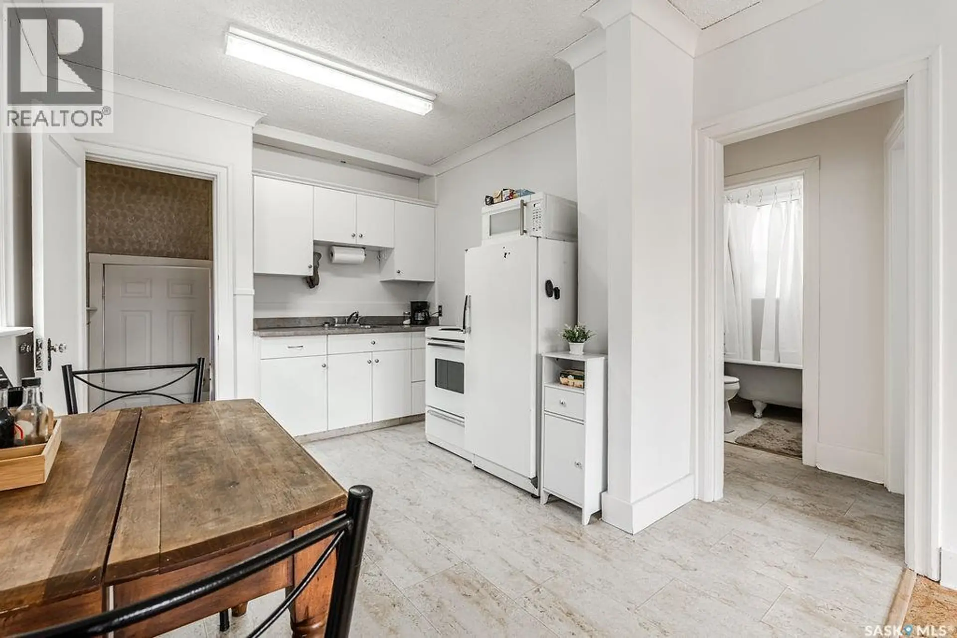 1304 Broadway AVENUE - Image 7
