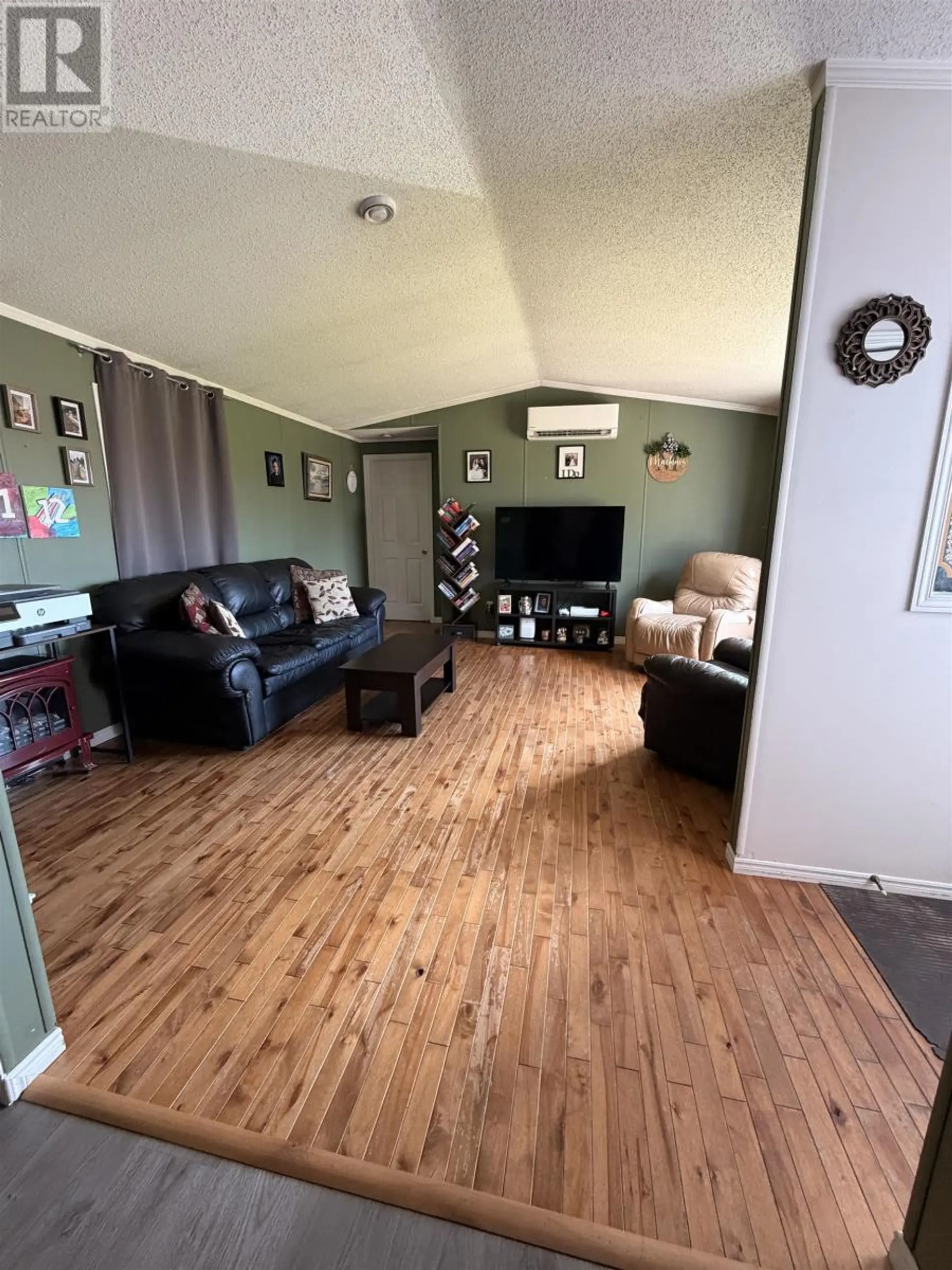 56 Buell Road - Image 3