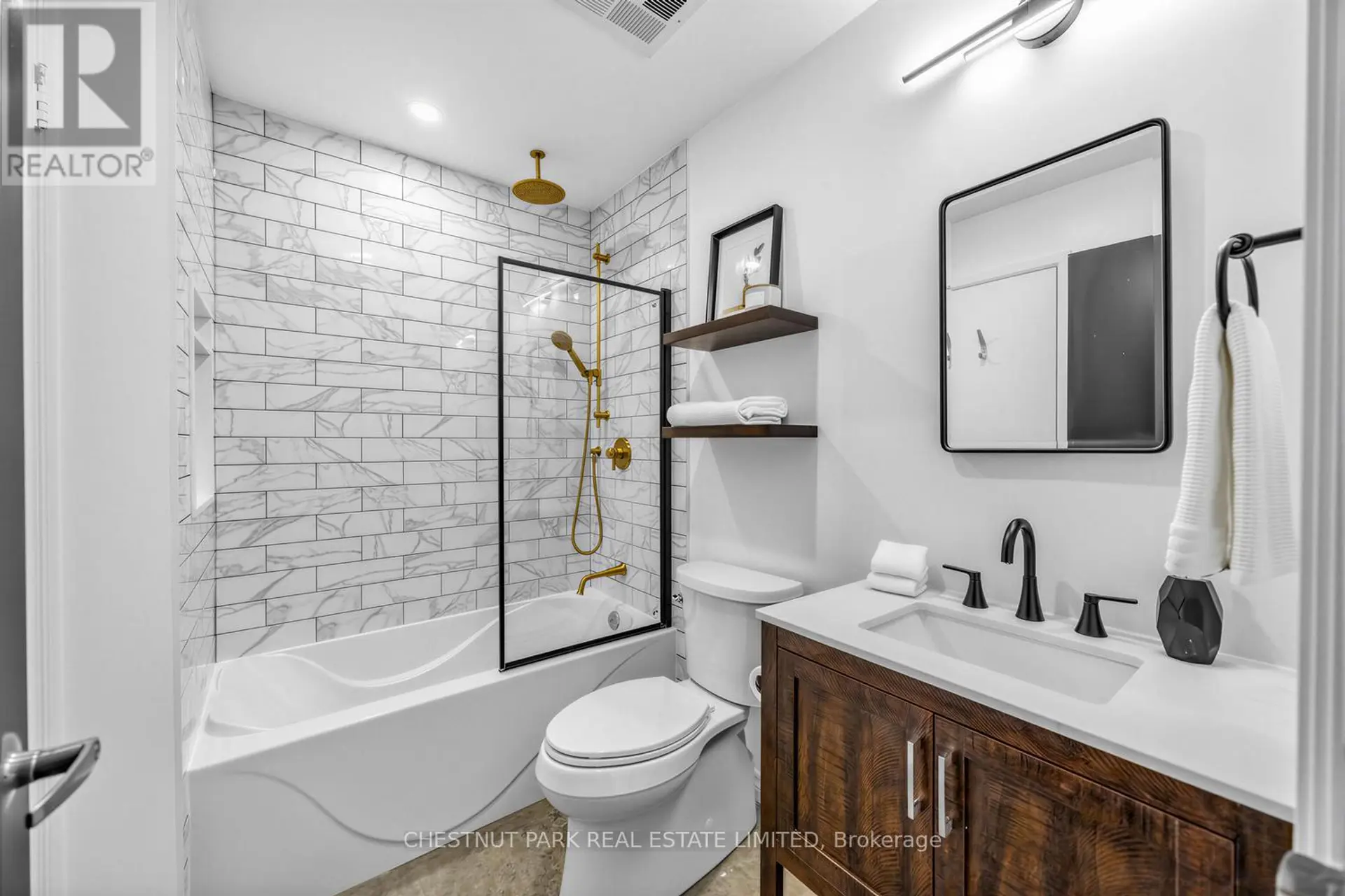 #301 363 SORAUREN AVENUE - Image 15