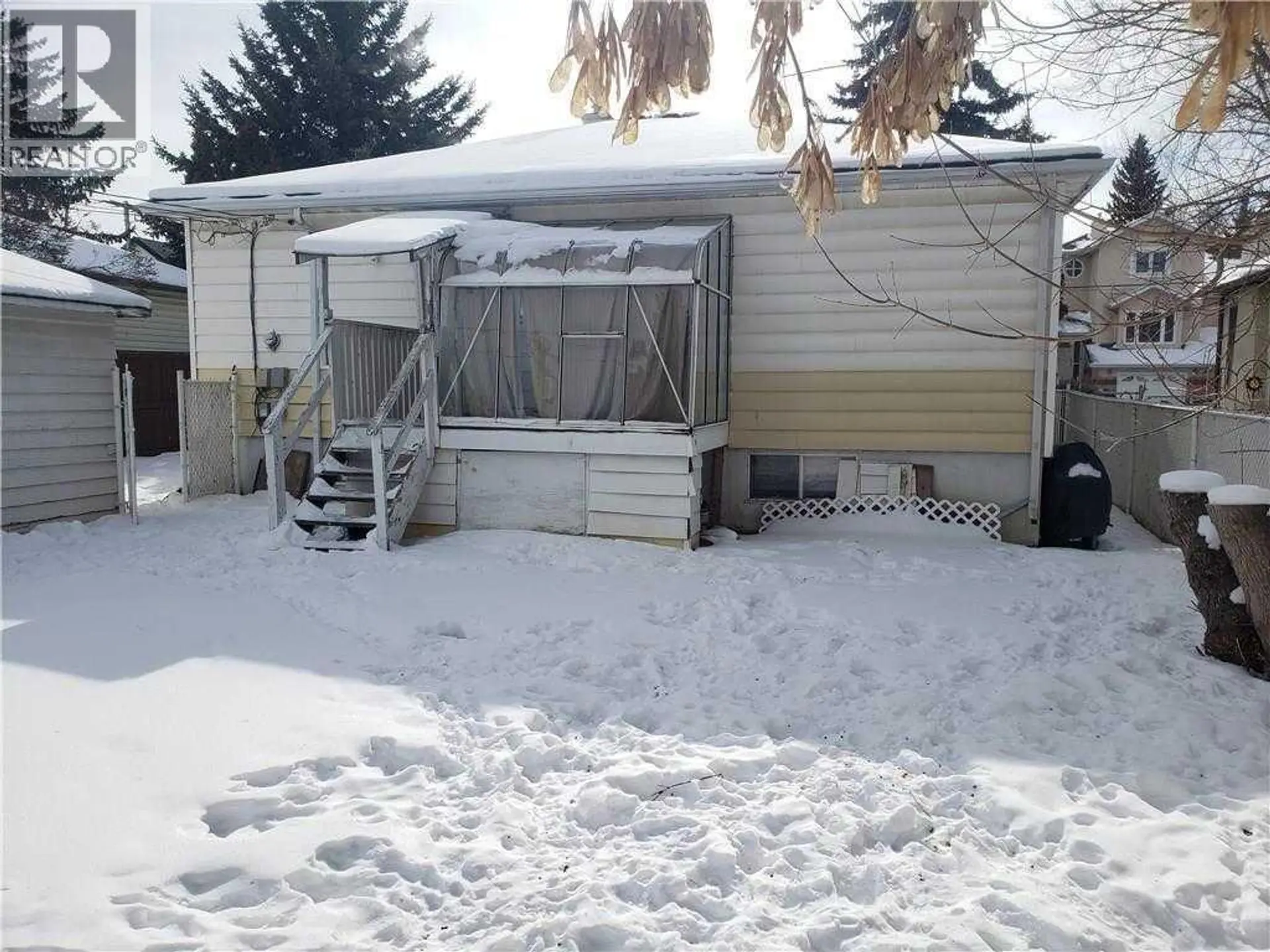 428 32 Avenue NW - Image 5