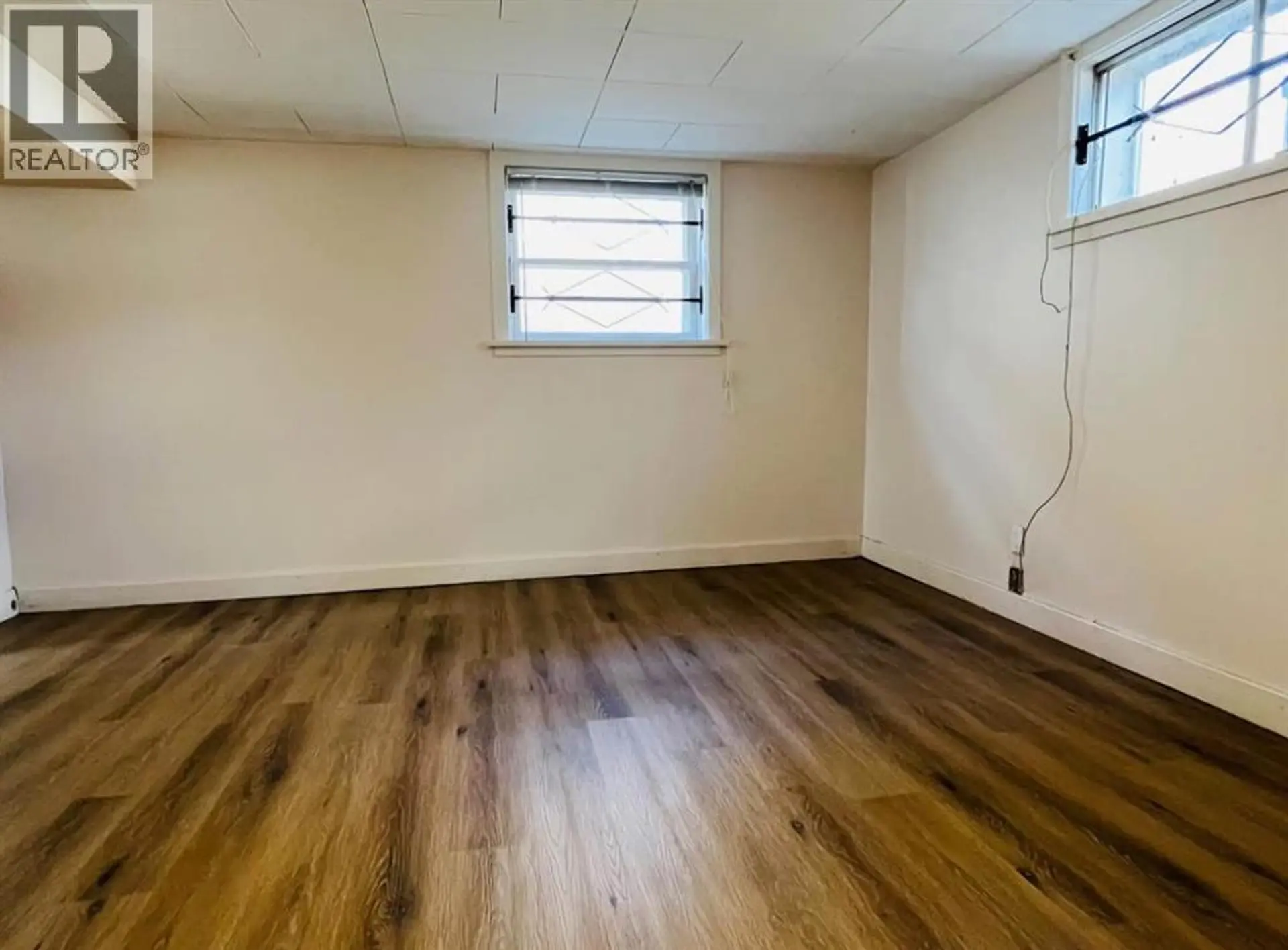 428 32 Avenue NW - Image 15