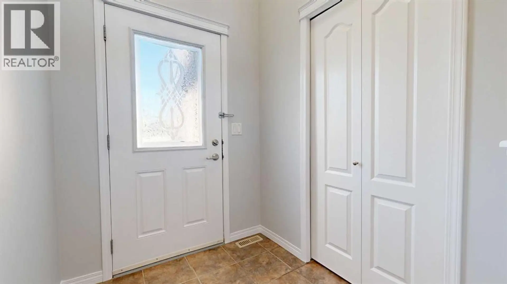 10317 Landing Drive - Image 18