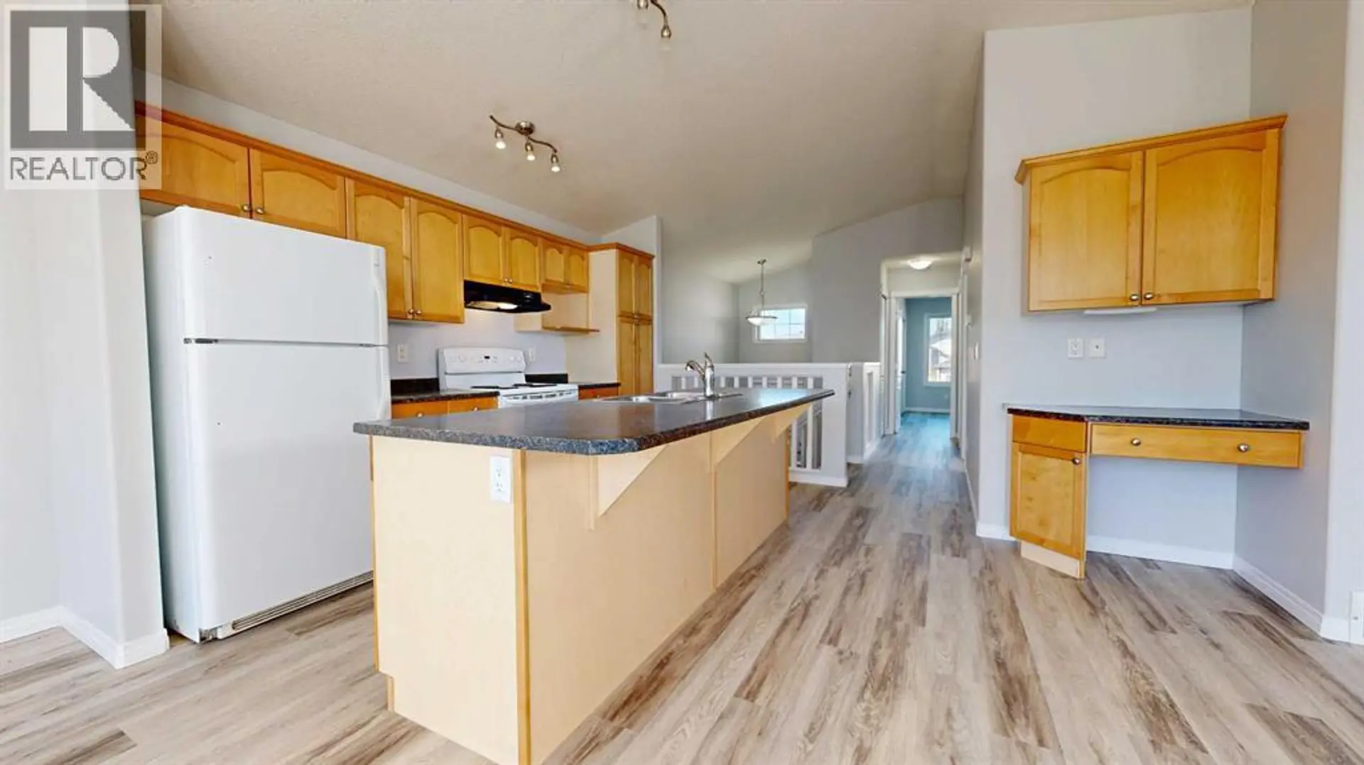 10317 Landing Drive - Image 7