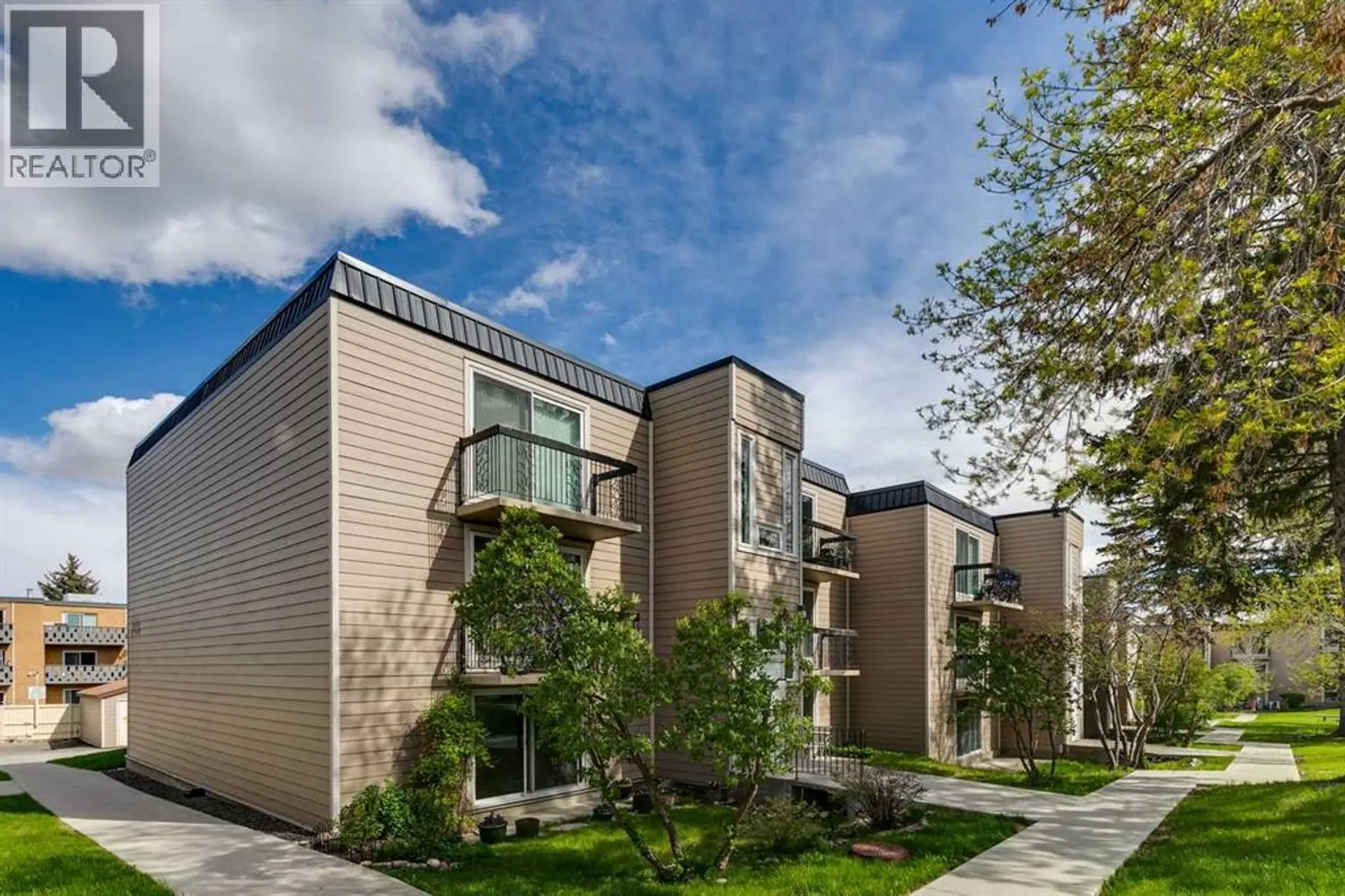 #208 315 Heritage Drive SE - Image 18