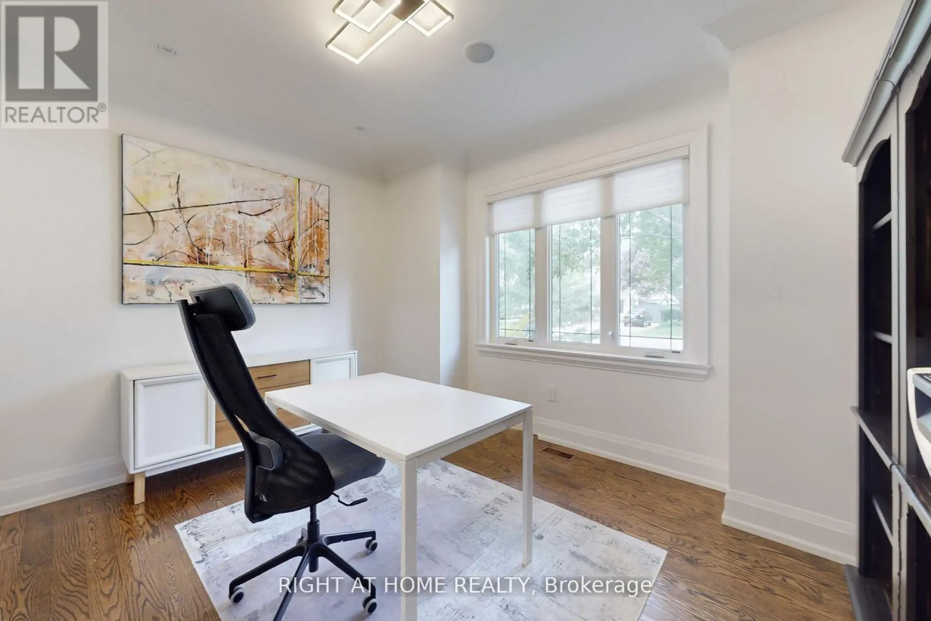 490 ORCHARD DRIVE - Image 9
