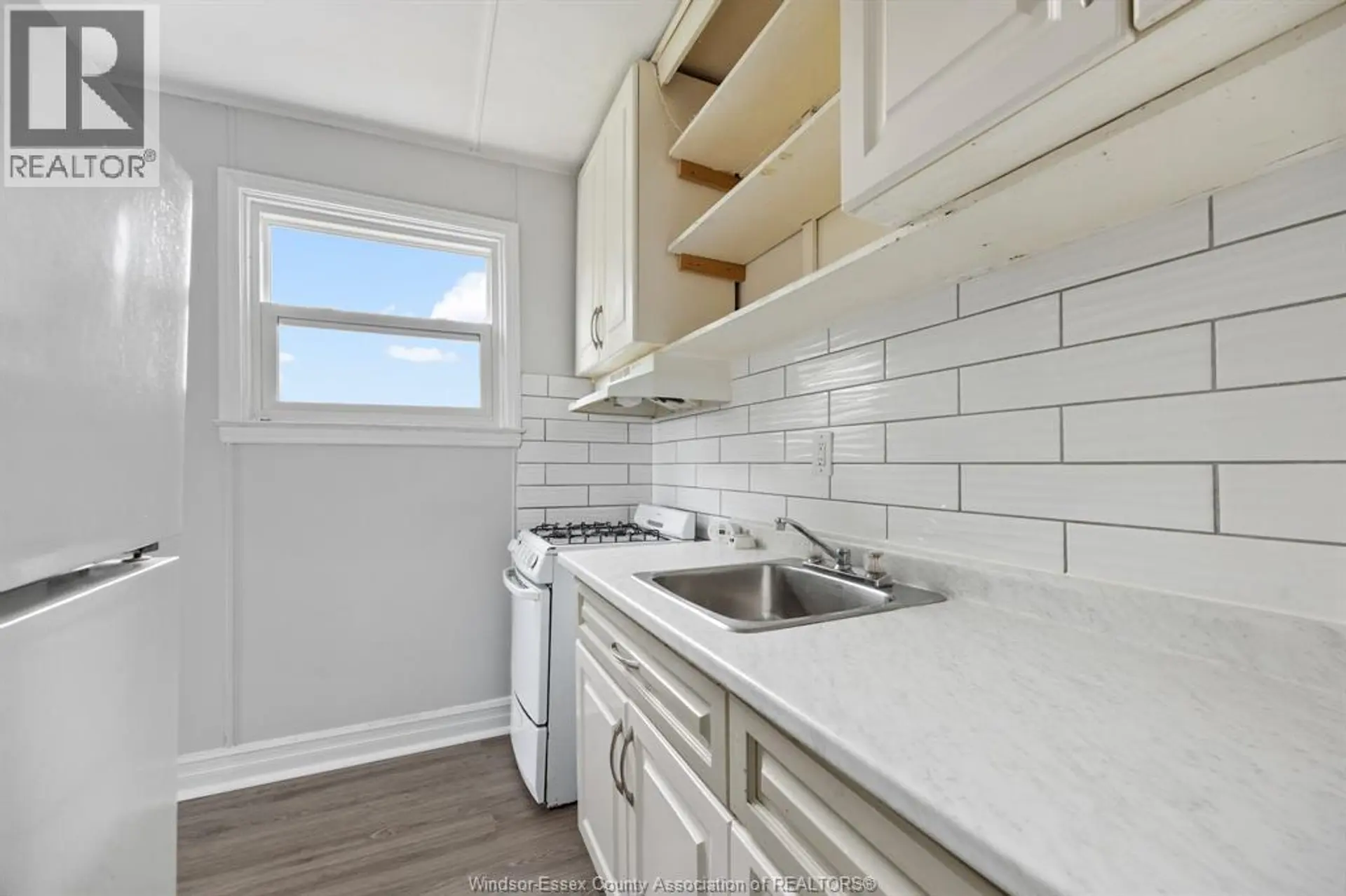 374 CAMPBELL - Image 4