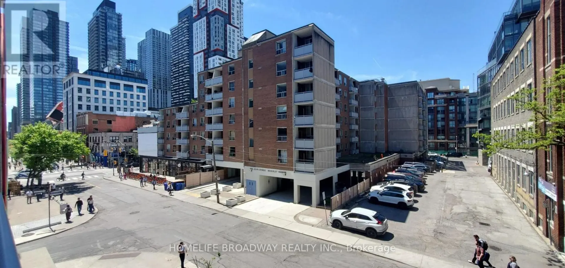 #303 169 JOHN STREET - Image 12